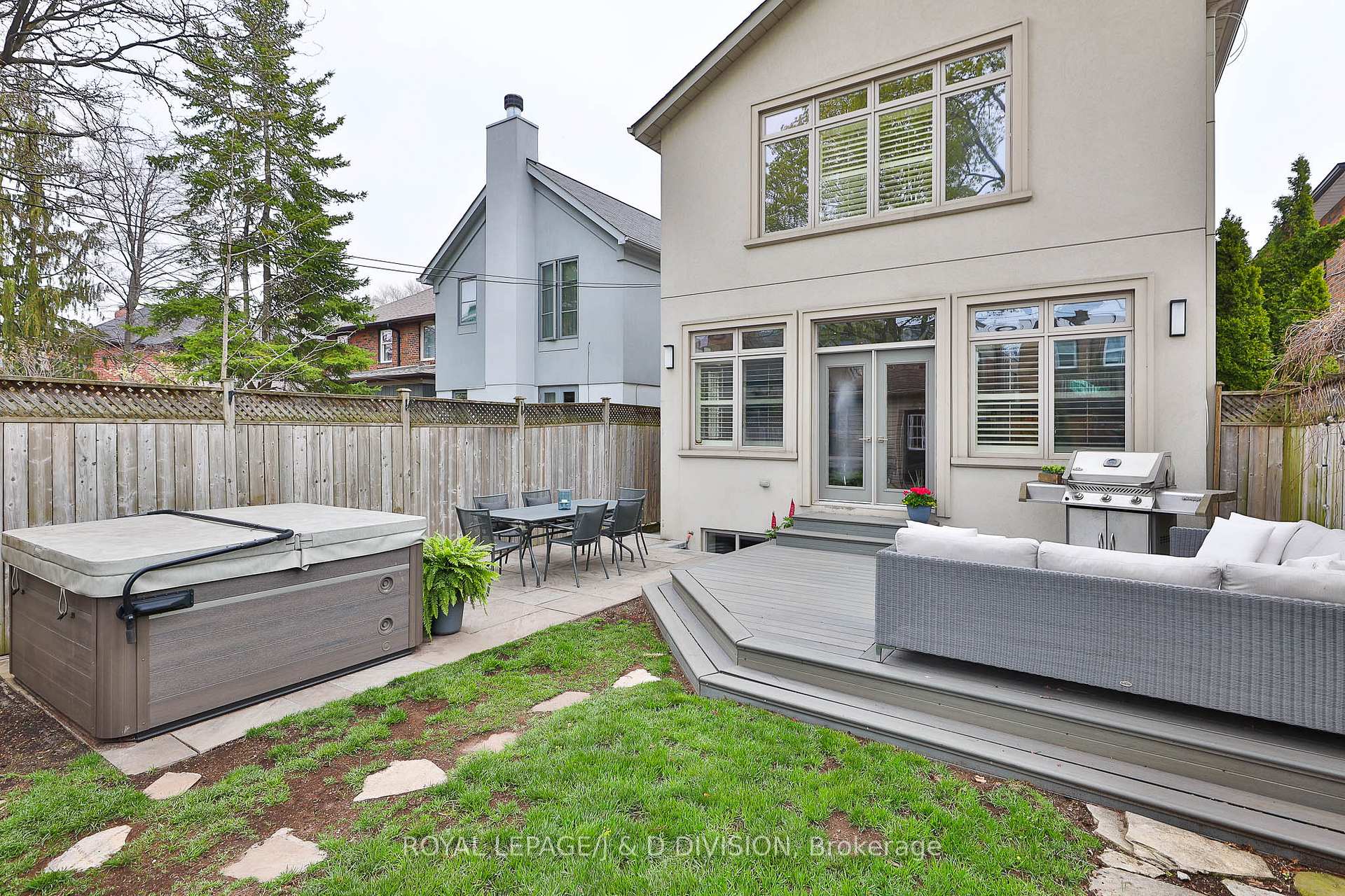 Photo 38 of 84 Donegall Drive, Toronto, Leaside — HOMEH