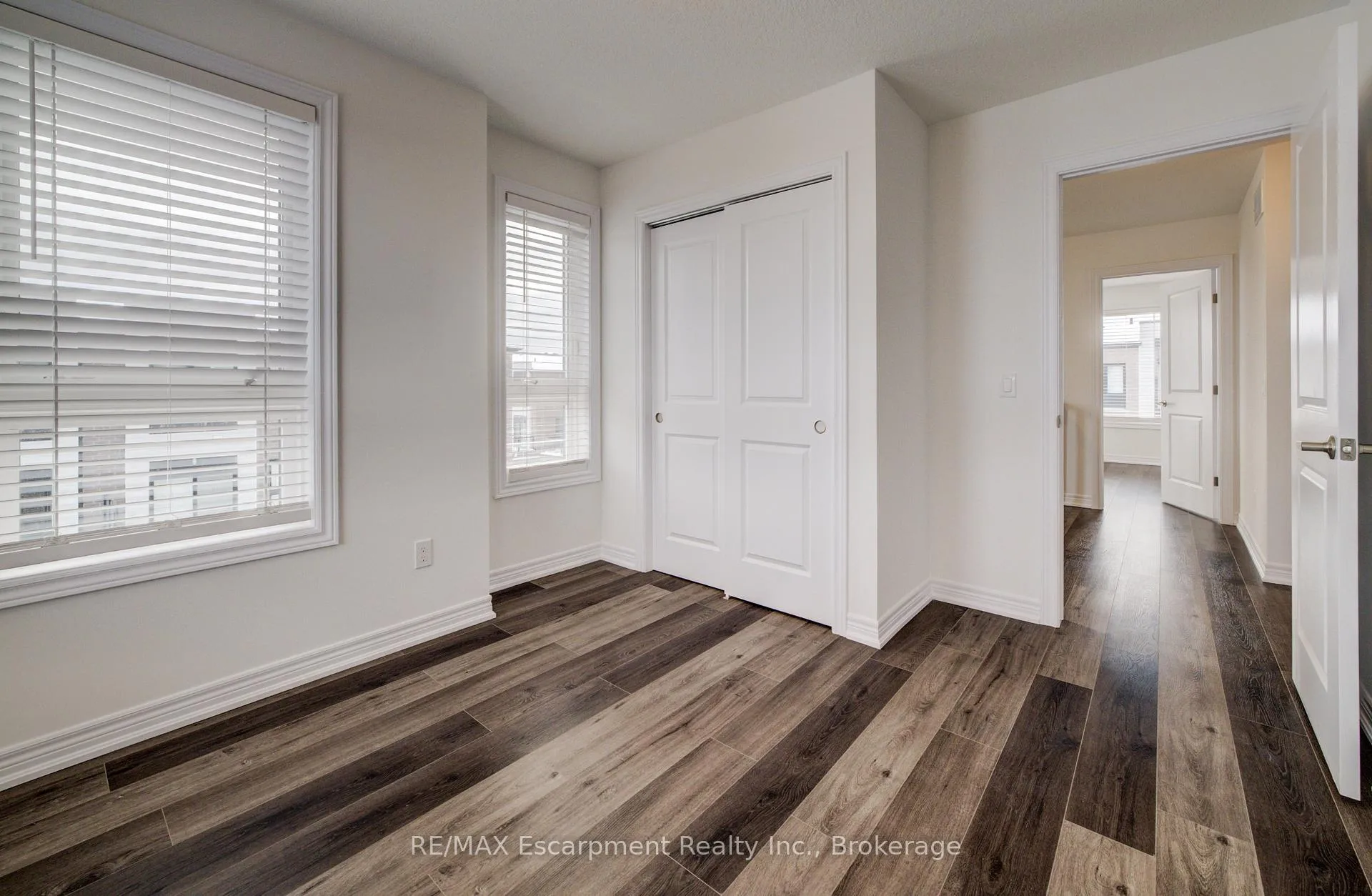 Photo 13 of Unit 21, 70 Kenesky Drive N, Hamilton, Waterdown — HOMEH
