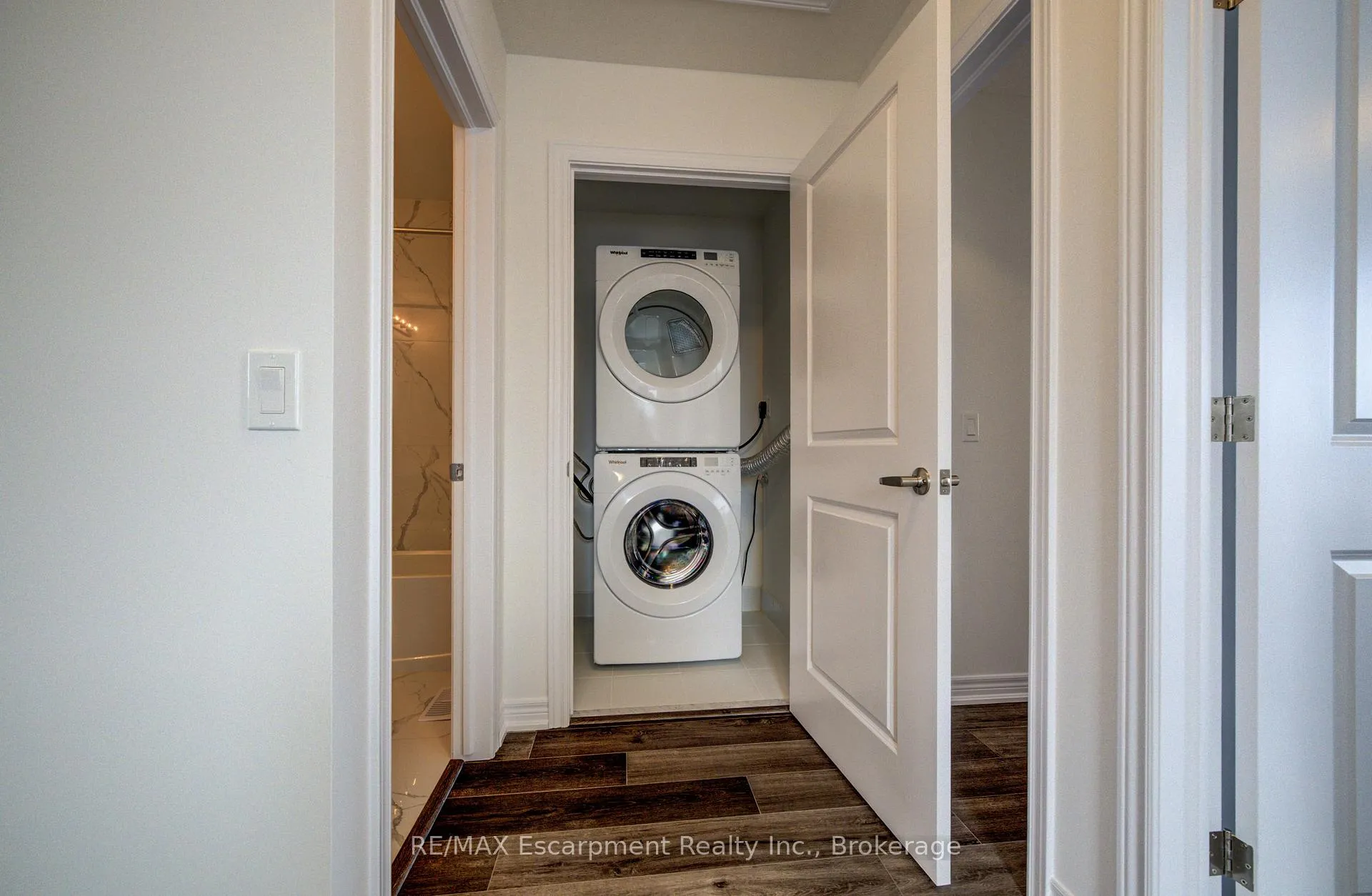 Photo 15 of Unit 21, 70 Kenesky Drive N, Hamilton, Waterdown — HOMEH