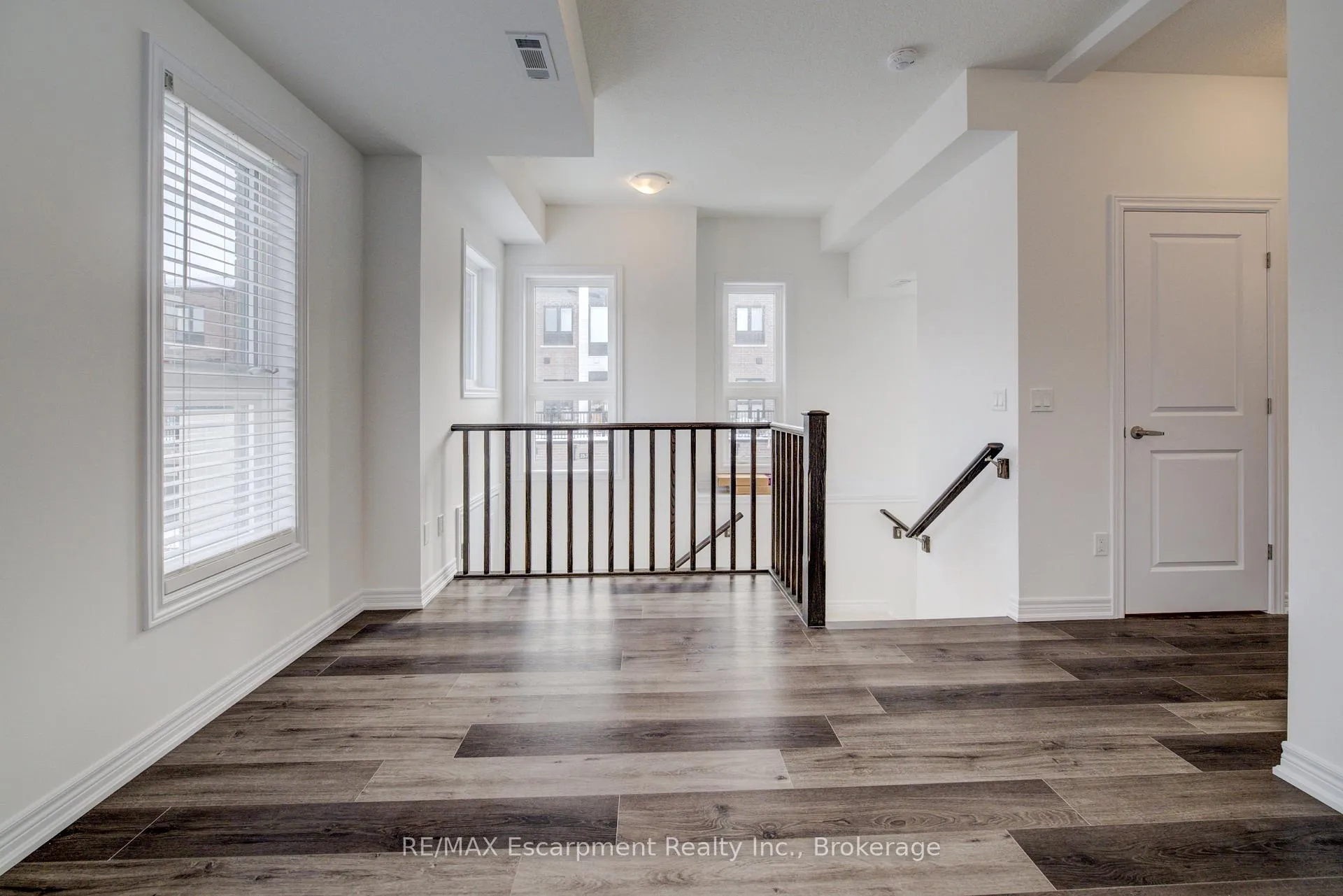 Photo 30 of Unit 21, 70 Kenesky Drive N, Hamilton, Waterdown — HOMEH