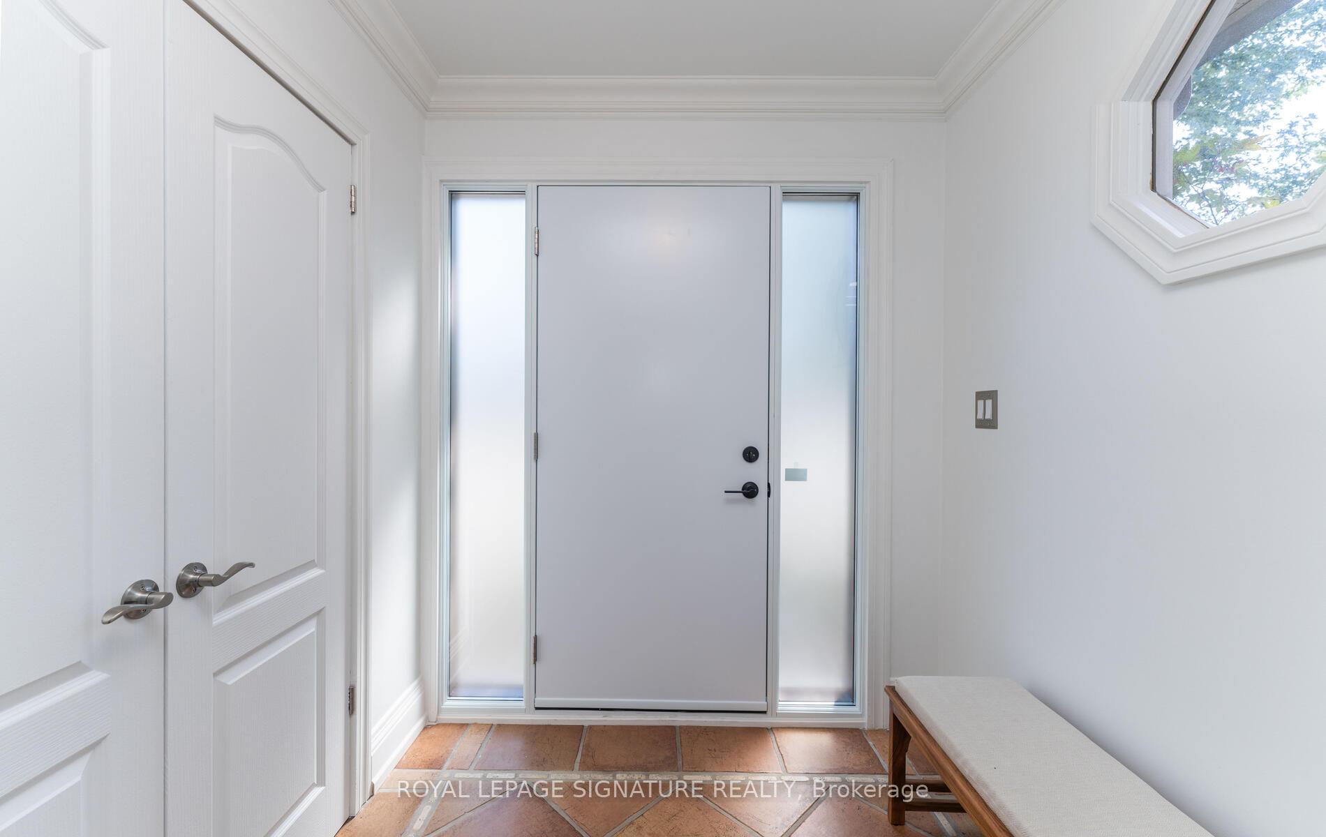 Photo 3 of 174 Woburn Avenue, Toronto, Lawrence Park North — HOMEH