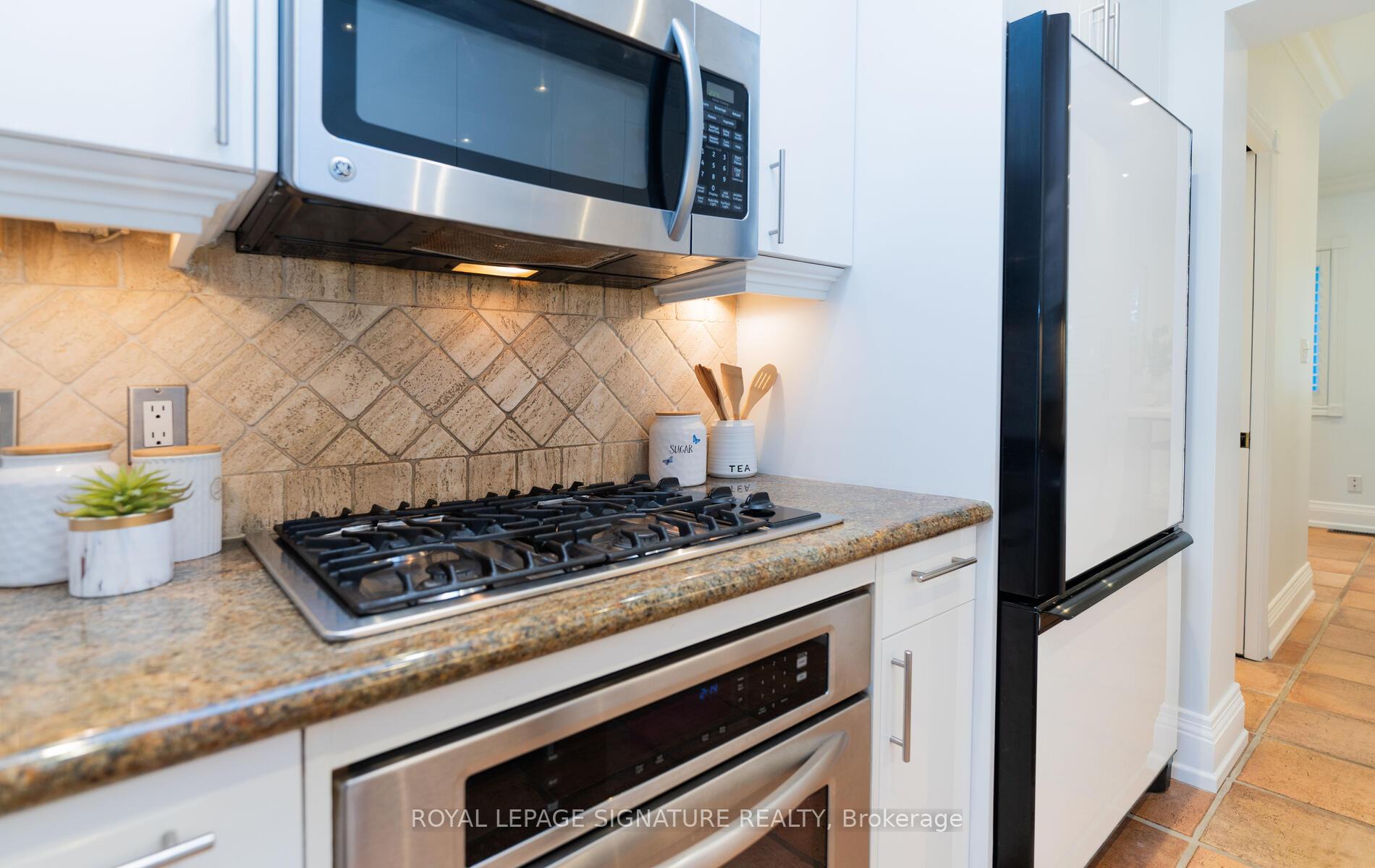 Photo 18 of 174 Woburn Avenue, Toronto, Lawrence Park North — HOMEH