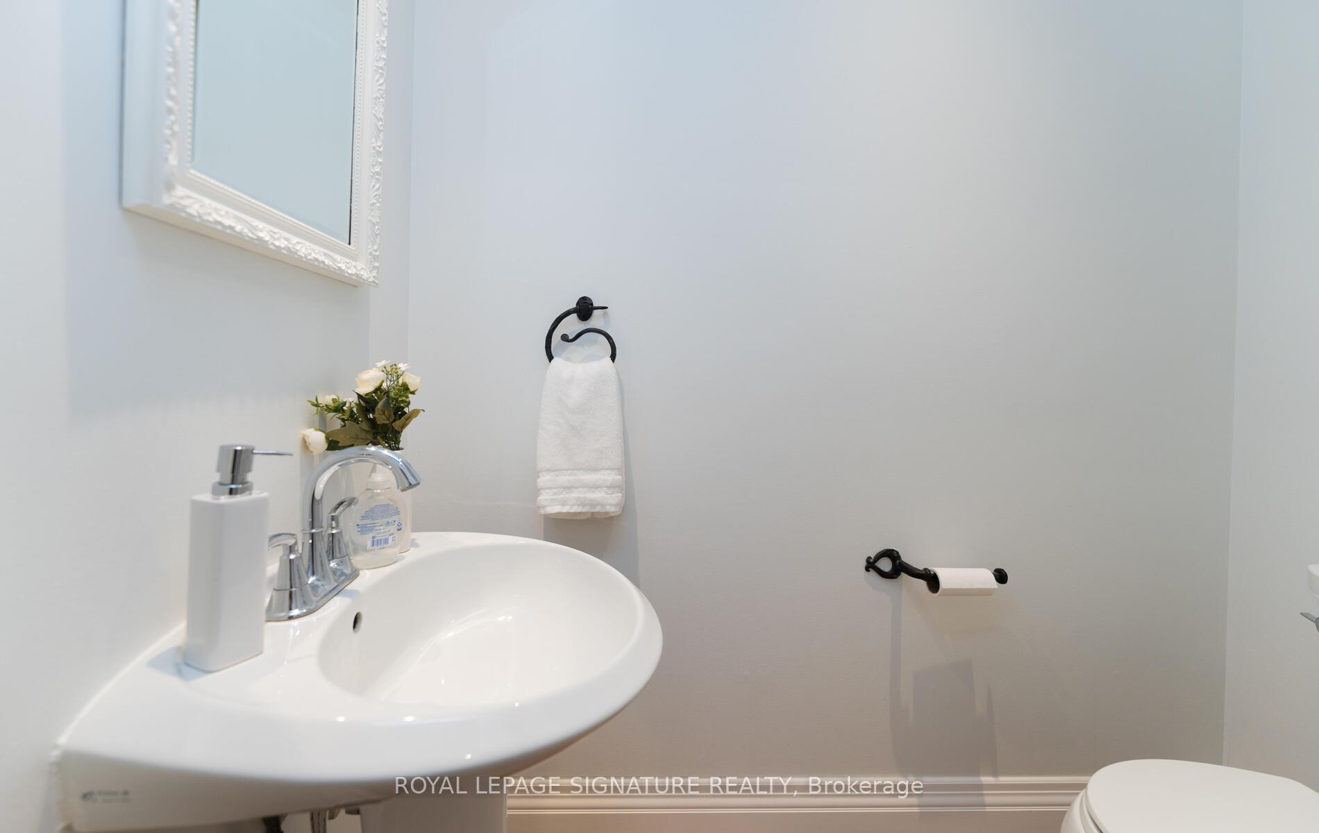 Photo 27 of 174 Woburn Avenue, Toronto, Lawrence Park North — HOMEH