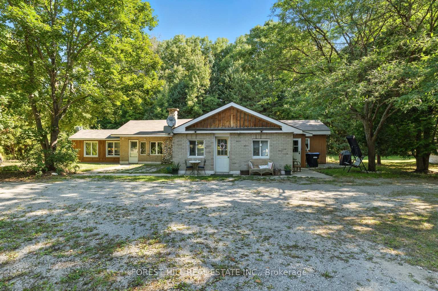 Photo 7 of 590 Lafontaine Road E, Tiny, Rural Tiny — HOMEH