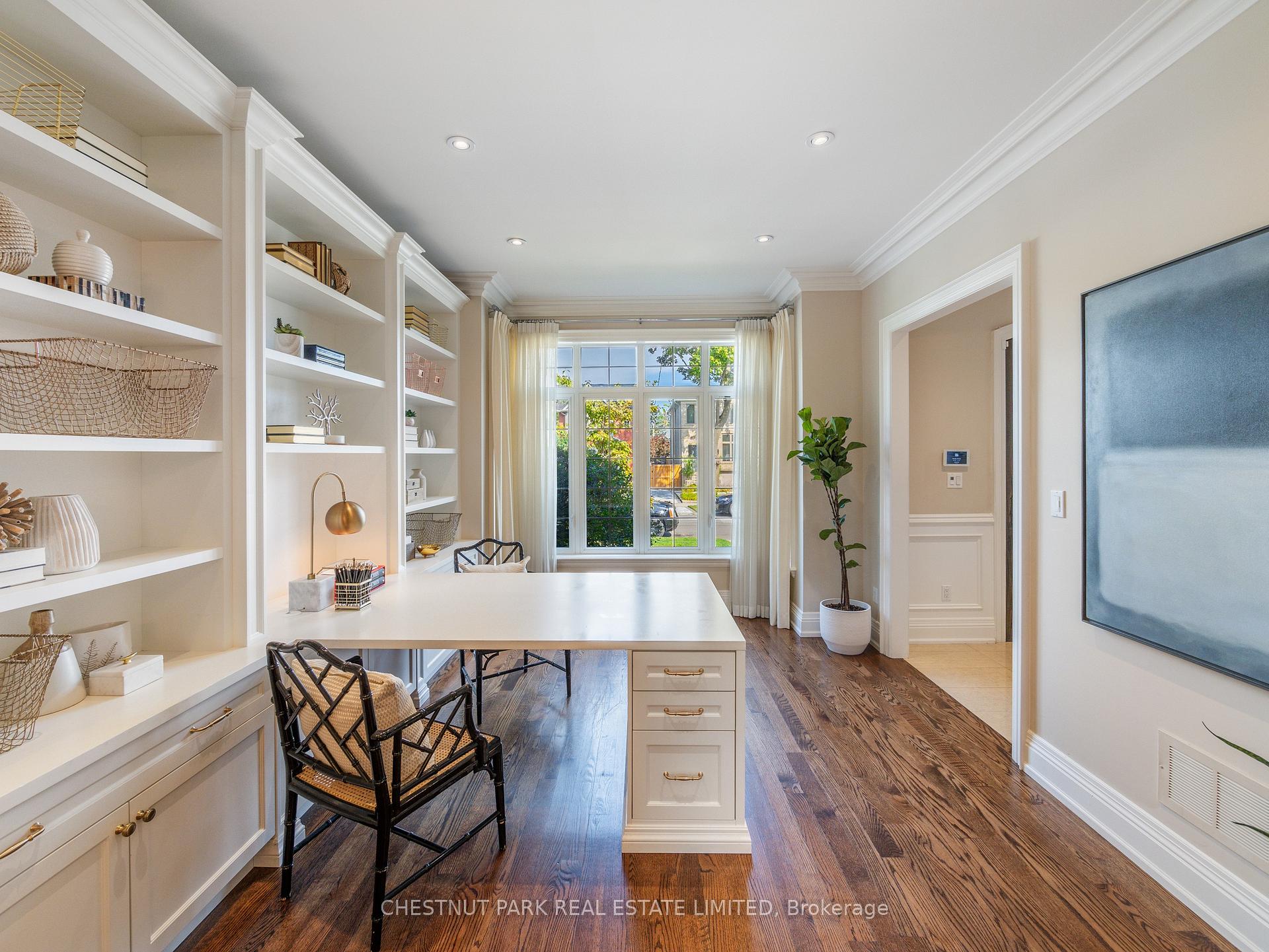 Photo 12 of 252 Sutherland Drive, Toronto, Leaside — HOMEH