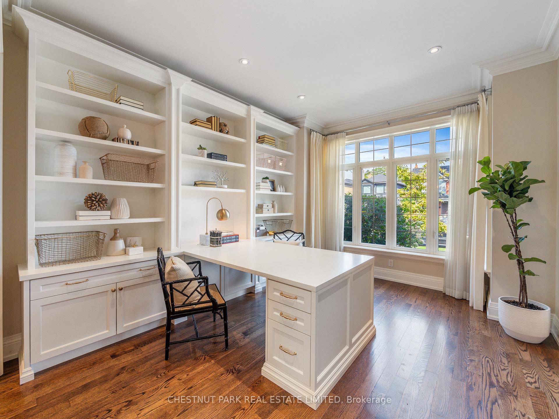 Photo 13 of 252 Sutherland Drive, Toronto, Leaside — HOMEH