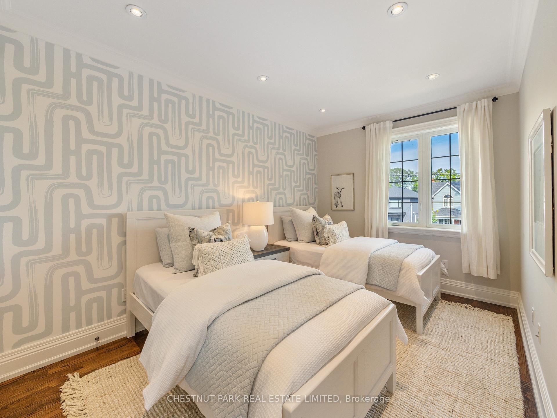 Photo 20 of 252 Sutherland Drive, Toronto, Leaside — HOMEH