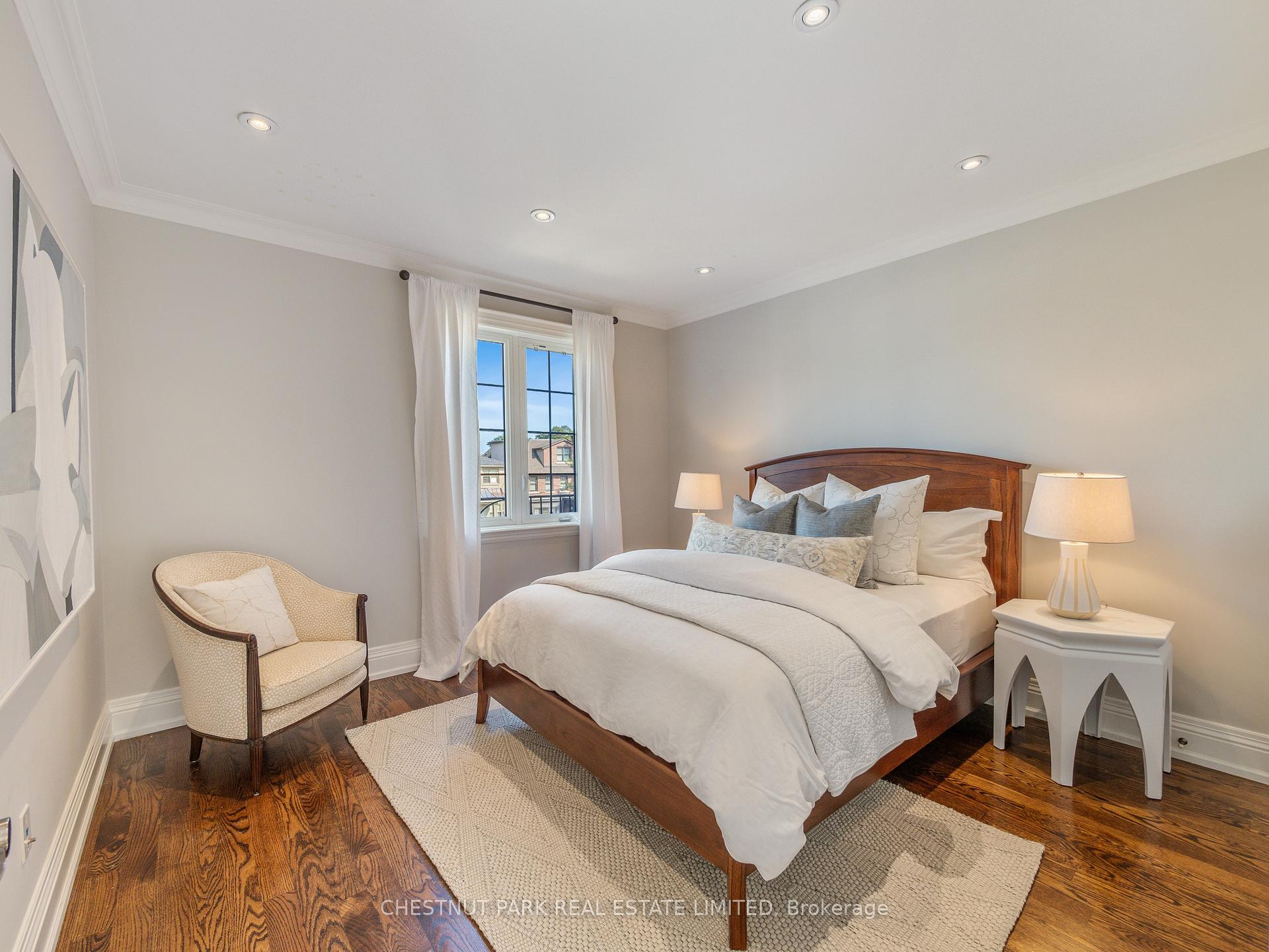 Photo 22 of 252 Sutherland Drive, Toronto, Leaside — HOMEH