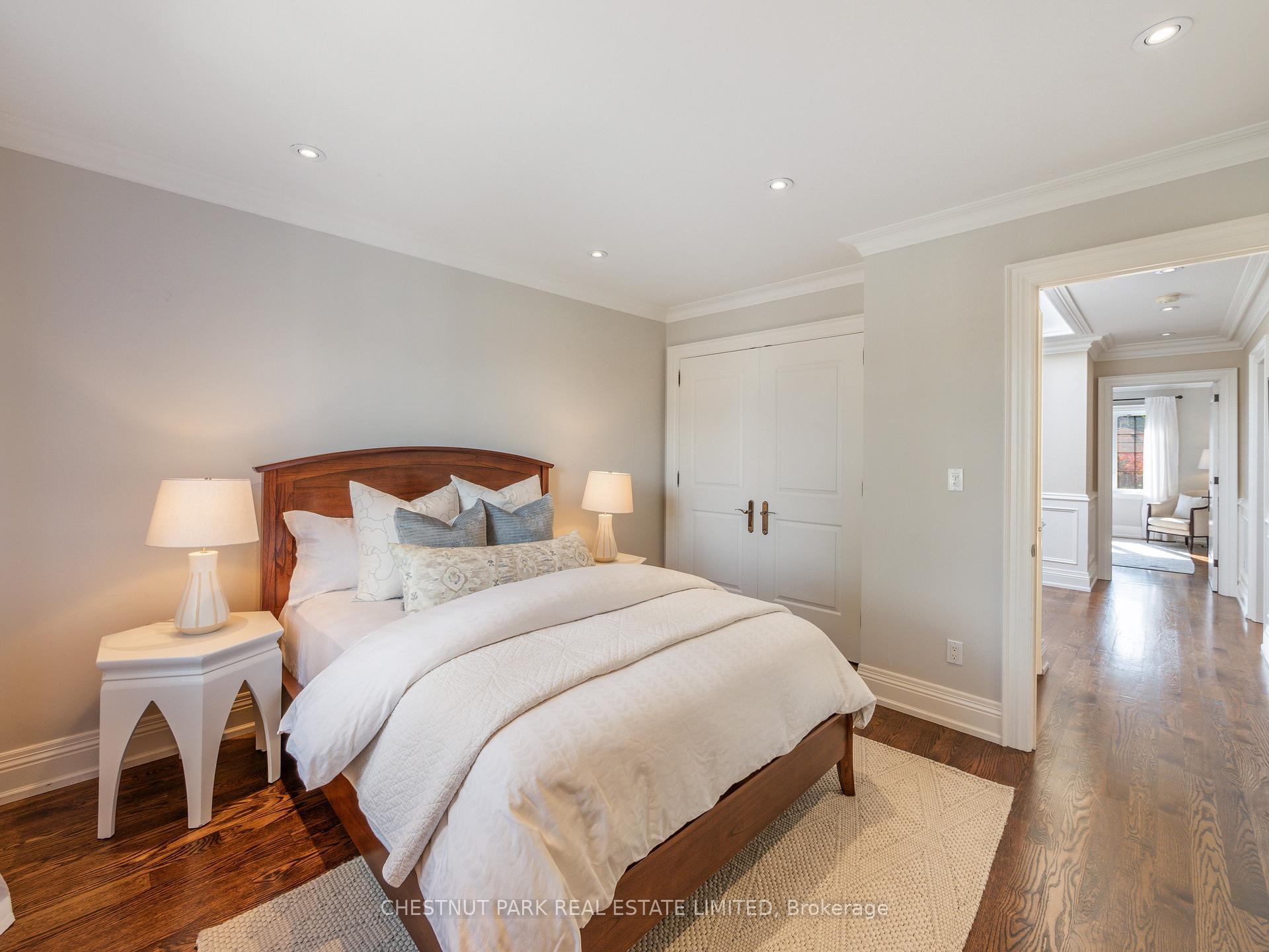 Photo 23 of 252 Sutherland Drive, Toronto, Leaside — HOMEH