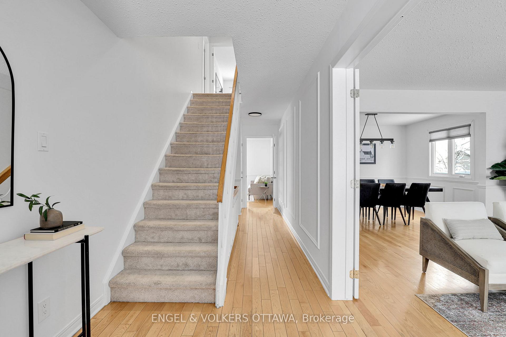 Photo 5 of 57 Medhurst Drive, Ottawa, Tanglewood — HOMEH