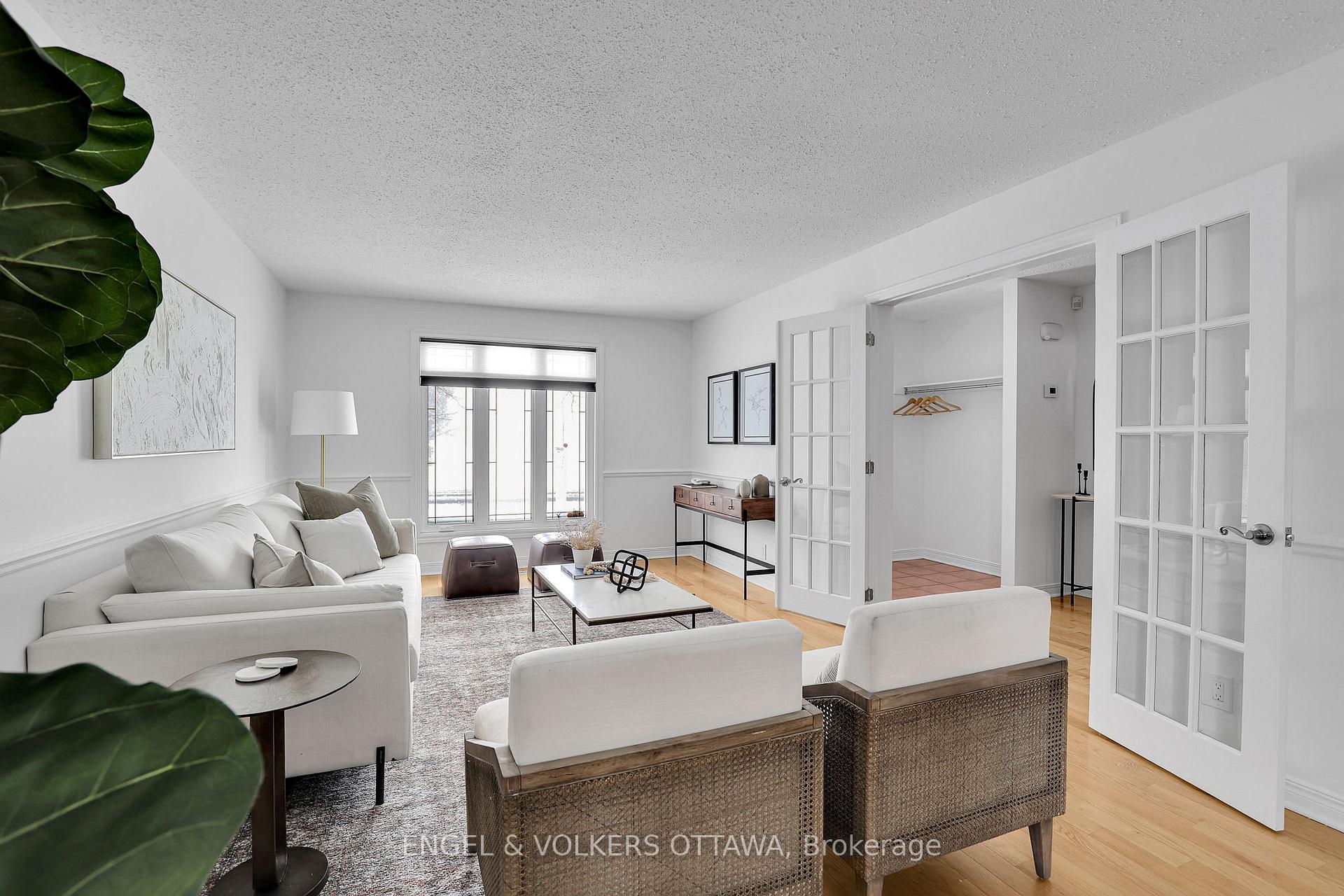 Photo 7 of 57 Medhurst Drive, Ottawa, Tanglewood — HOMEH
