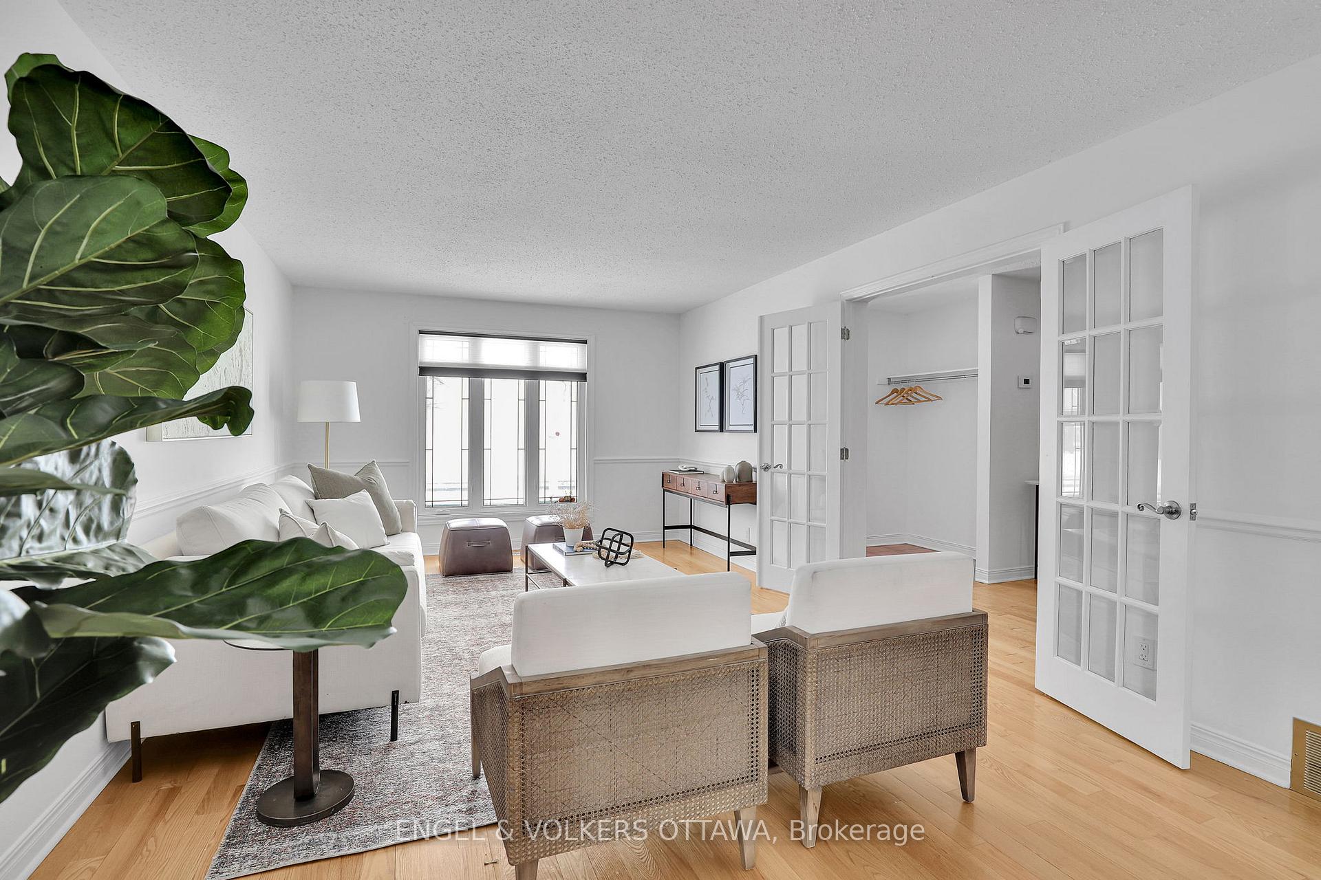 Photo 9 of 57 Medhurst Drive, Ottawa, Tanglewood — HOMEH