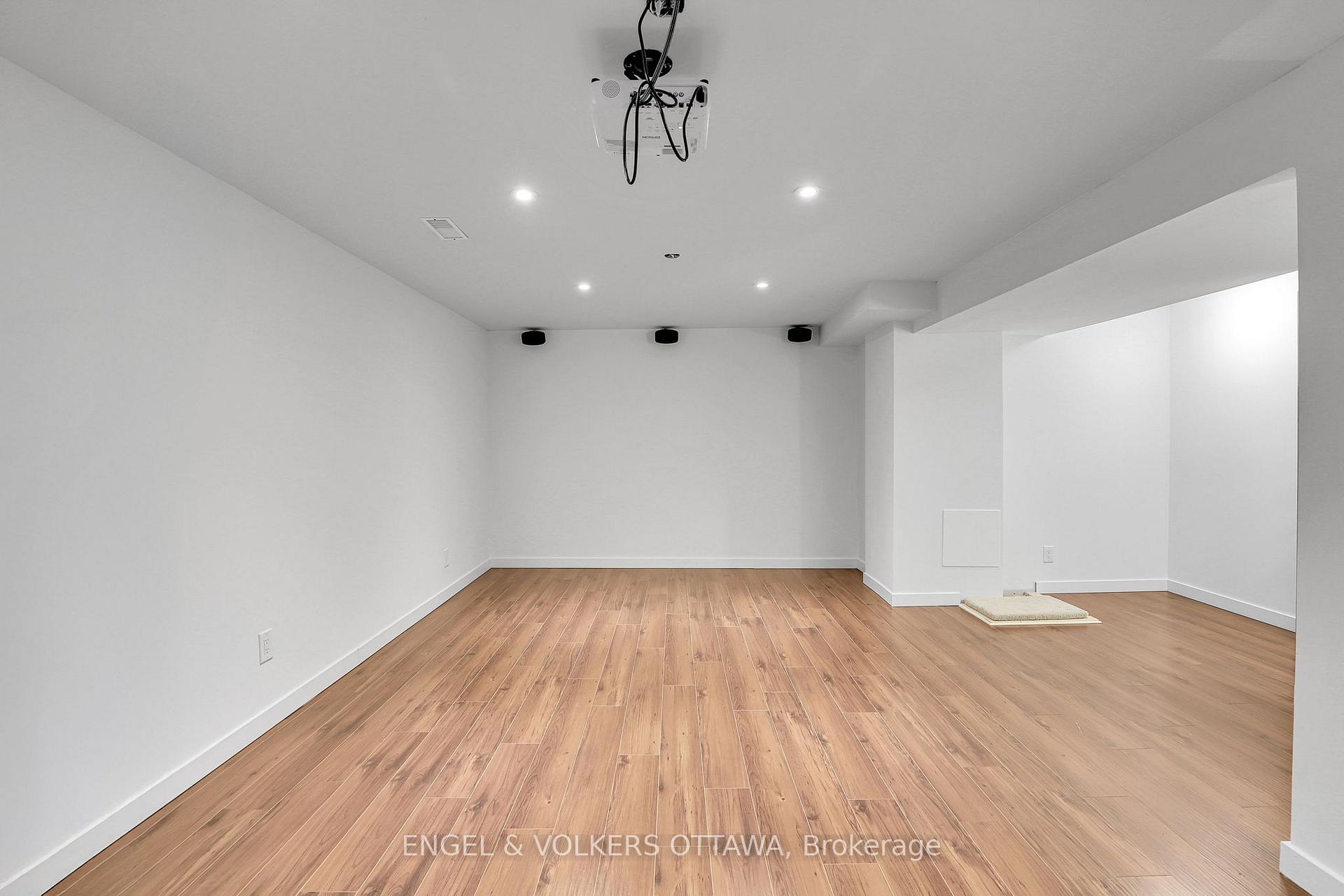 Photo 36 of 57 Medhurst Drive, Ottawa, Tanglewood — HOMEH
