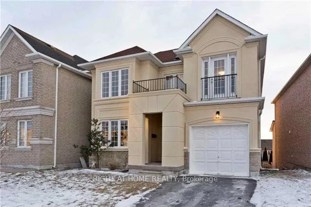 Photo 2 of 38 Batt Crescent E, Ajax, Northwest Ajax — HOMEH