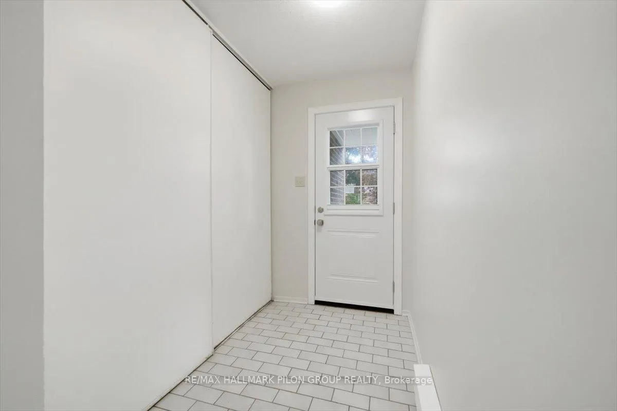 Photo 3 of Unit A, 85 Findlay Avenue, Carleton Place — HOMEH