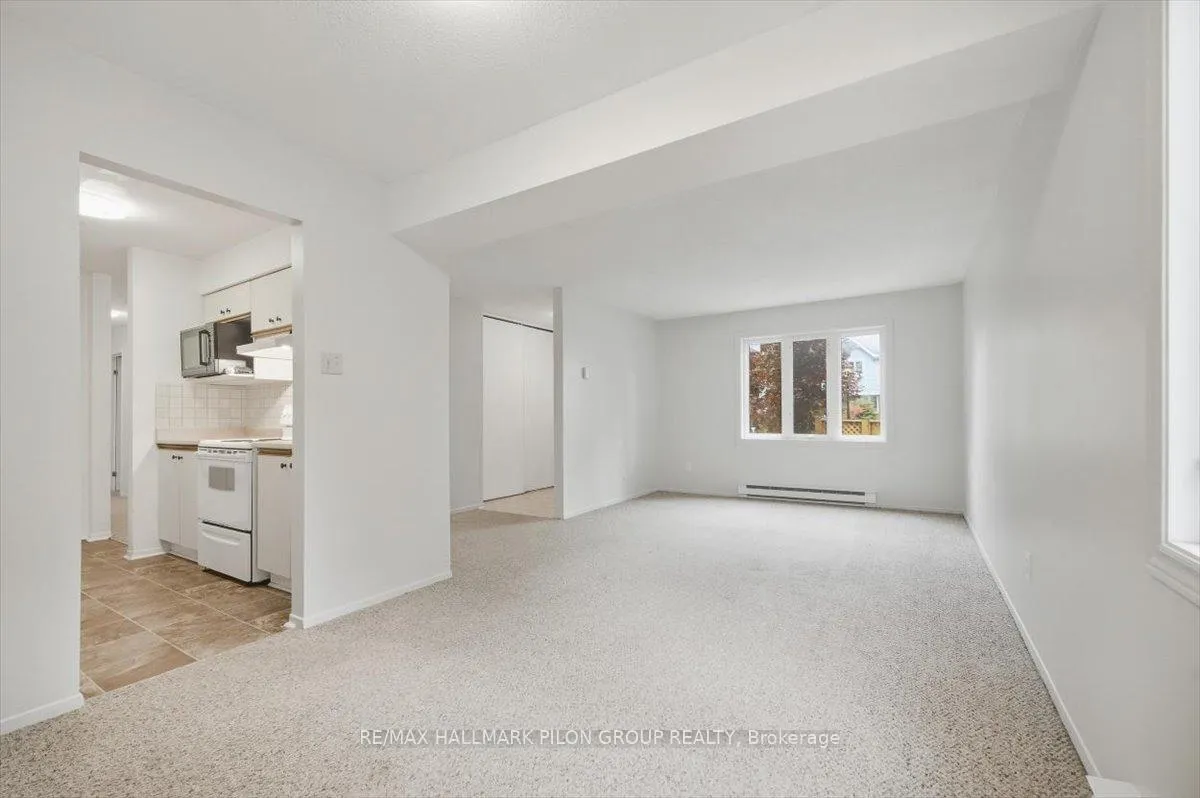 Photo 6 of Unit A, 85 Findlay Avenue, Carleton Place — HOMEH