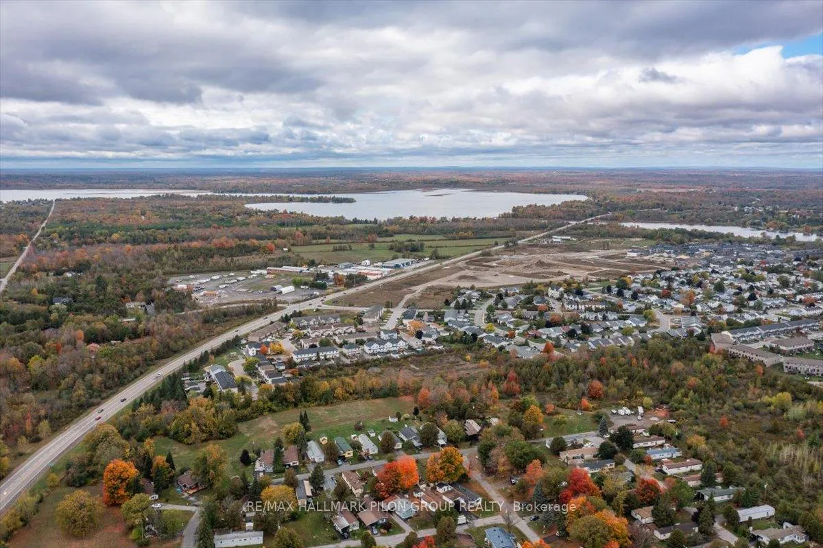 Photo 15 of Unit A, 85 Findlay Avenue, Carleton Place — HOMEH