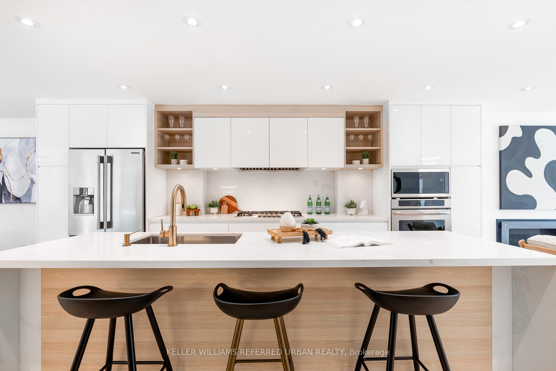 Photo 9 of 96 Glenvale Boulevard, Toronto, Leaside — HOMEH