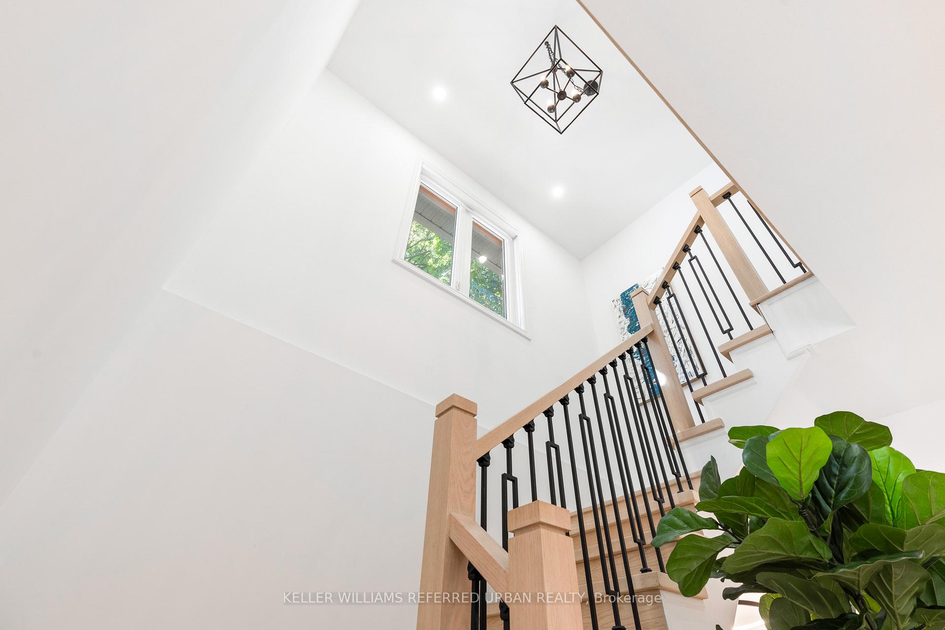 Photo 20 of 96 Glenvale Boulevard, Toronto, Leaside — HOMEH