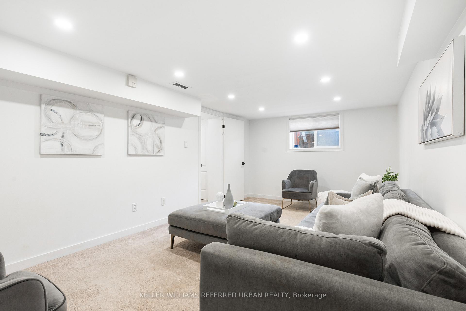 Photo 35 of 96 Glenvale Boulevard, Toronto, Leaside — HOMEH