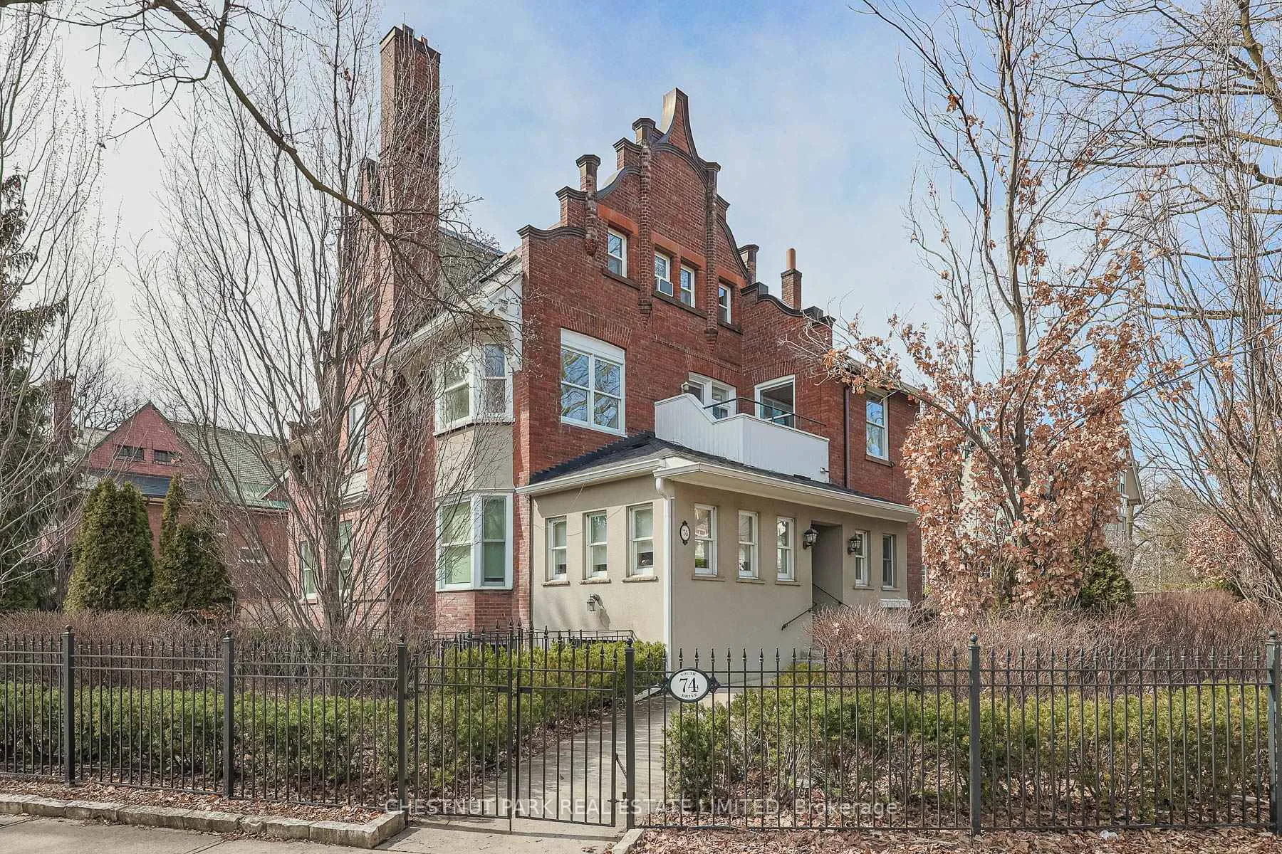 Photo 1 of Unit 4, 74 South Drive, Toronto, Rosedale-Moore Park — HOMEH