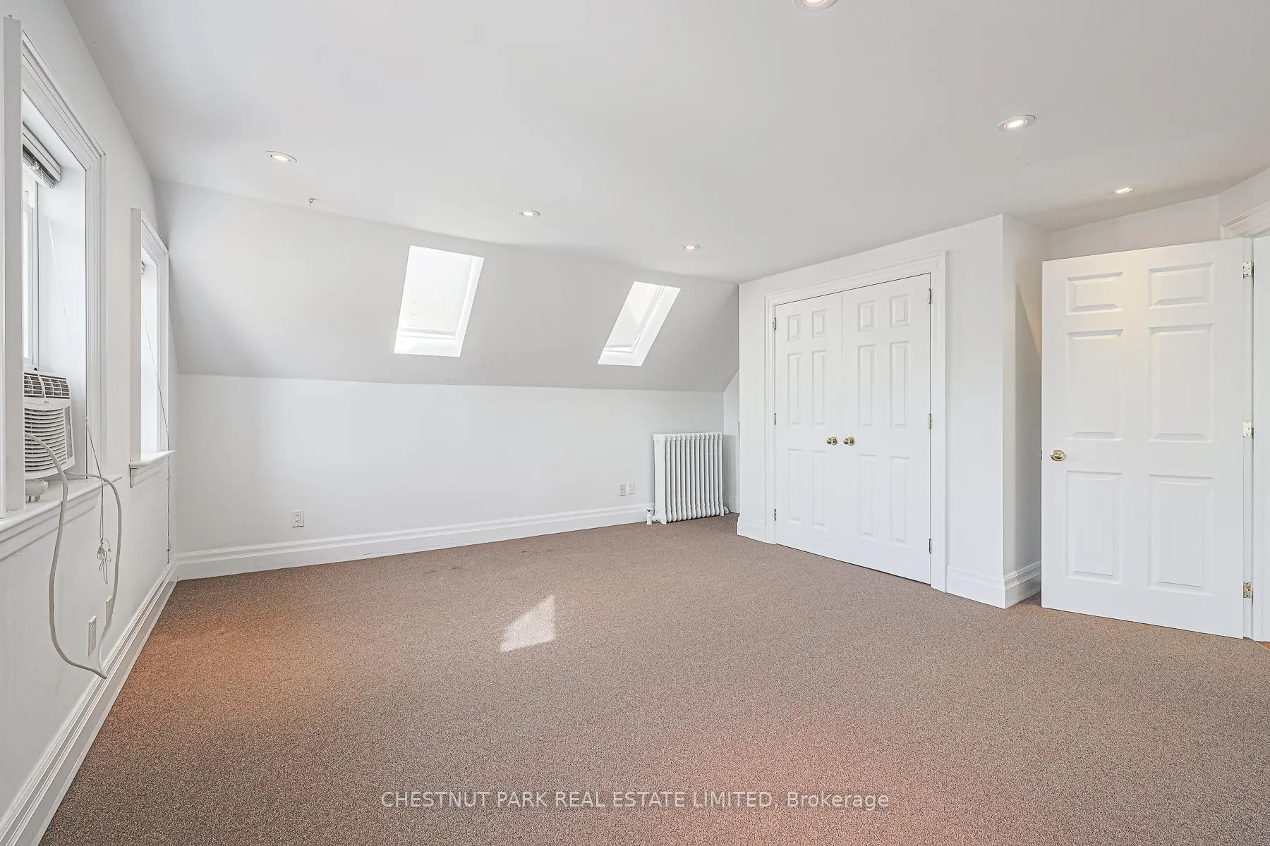 Photo 13 of Unit 4, 74 South Drive, Toronto, Rosedale-Moore Park — HOMEH