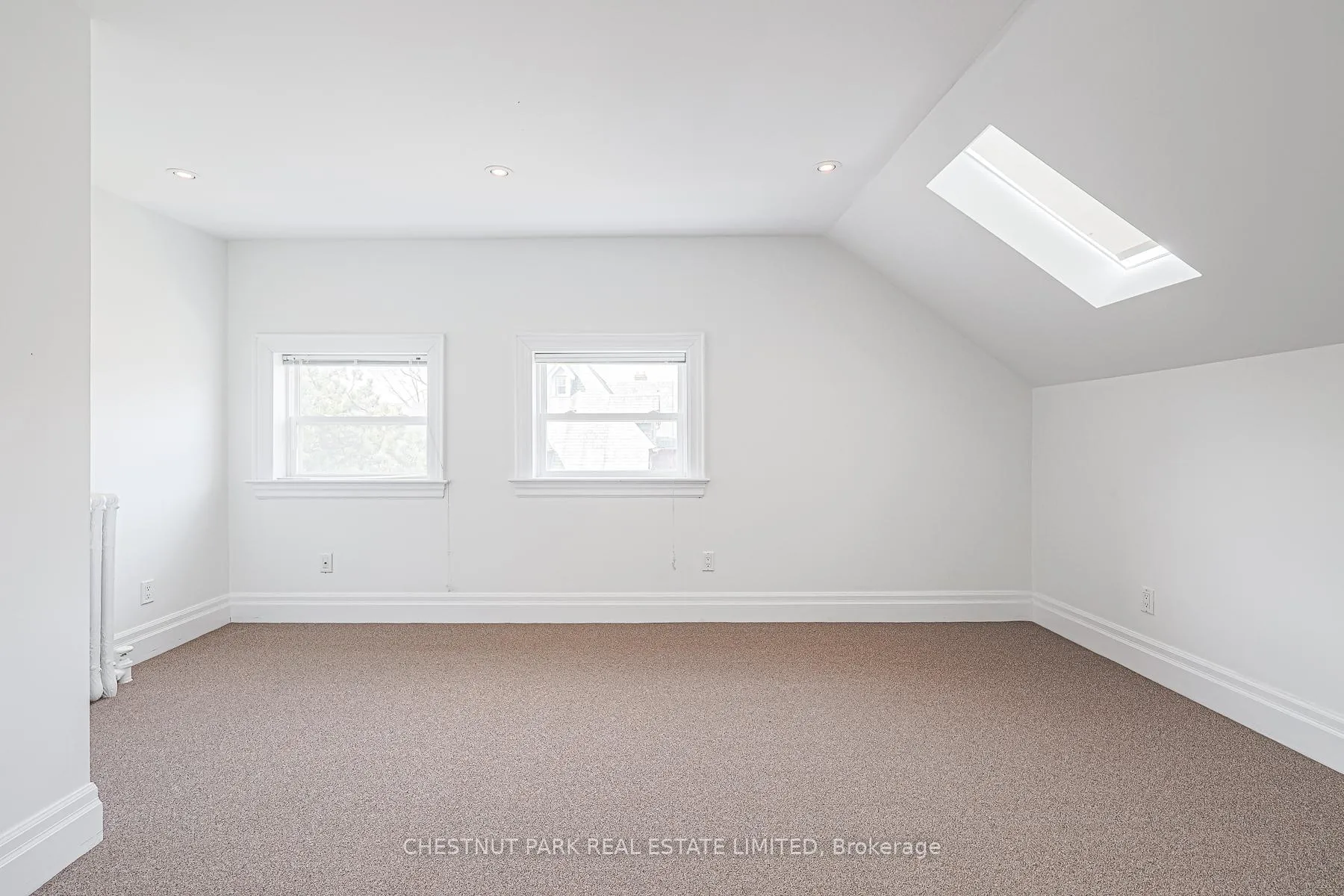 Photo 17 of Unit 4, 74 South Drive, Toronto, Rosedale-Moore Park — HOMEH