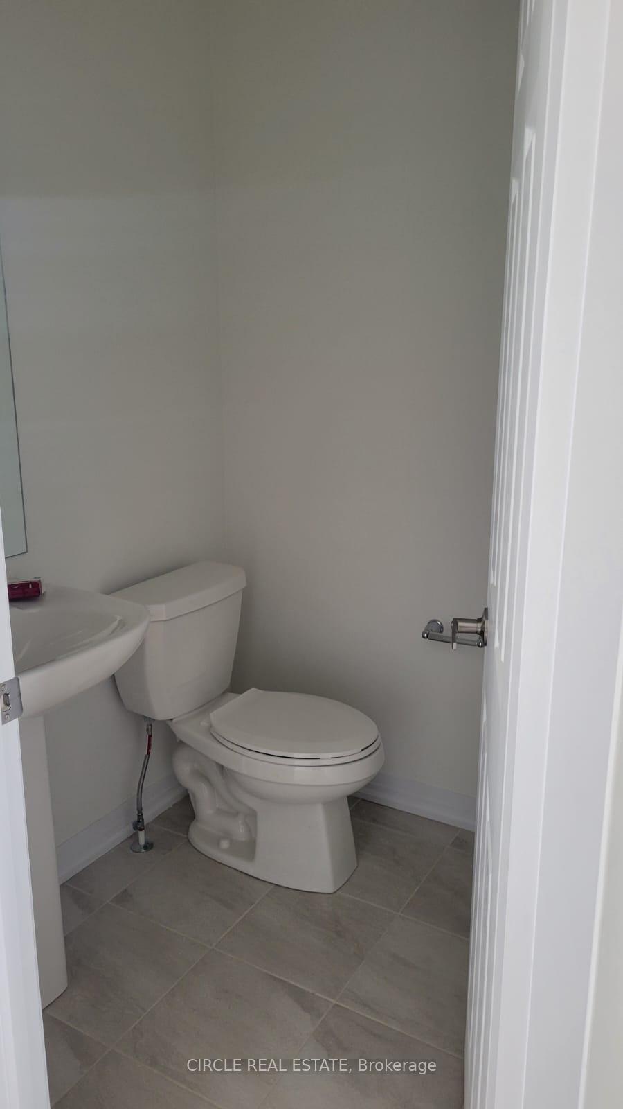 Photo 6 of 159 Brighton Lane, Thorold, Rolling Meadows — HOMEH