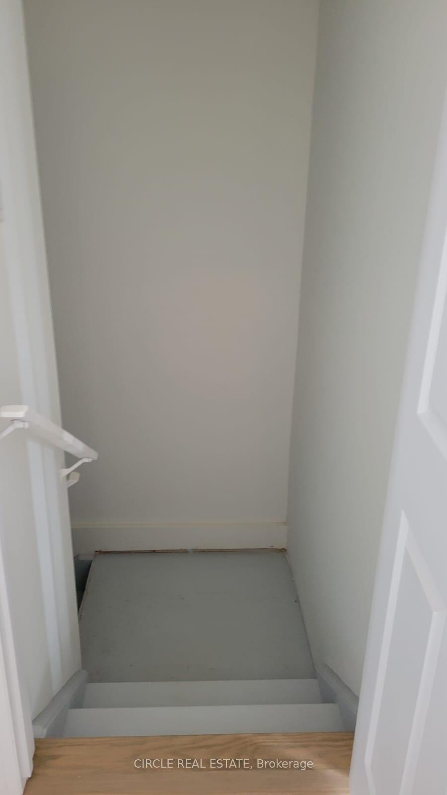 Photo 7 of 159 Brighton Lane, Thorold, Rolling Meadows — HOMEH