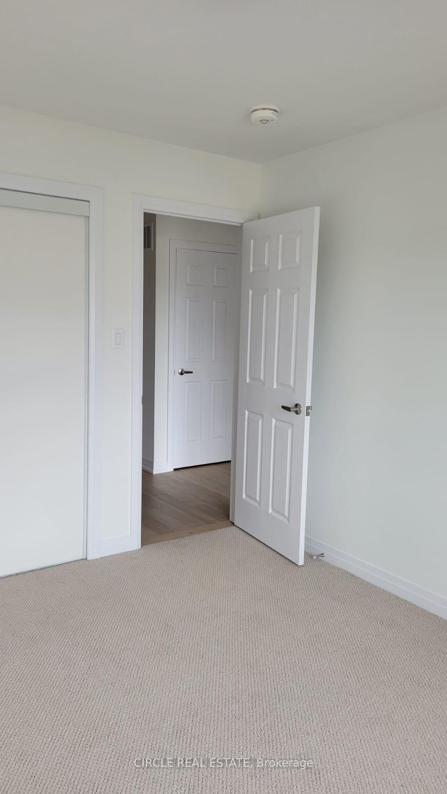 Photo 12 of 159 Brighton Lane, Thorold, Rolling Meadows — HOMEH