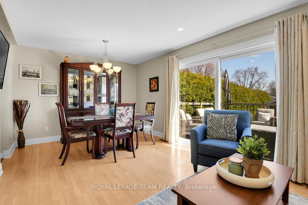 Photo 7 of 101 Dalehurst Drive, Ottawa, Tanglewood — HOMEH