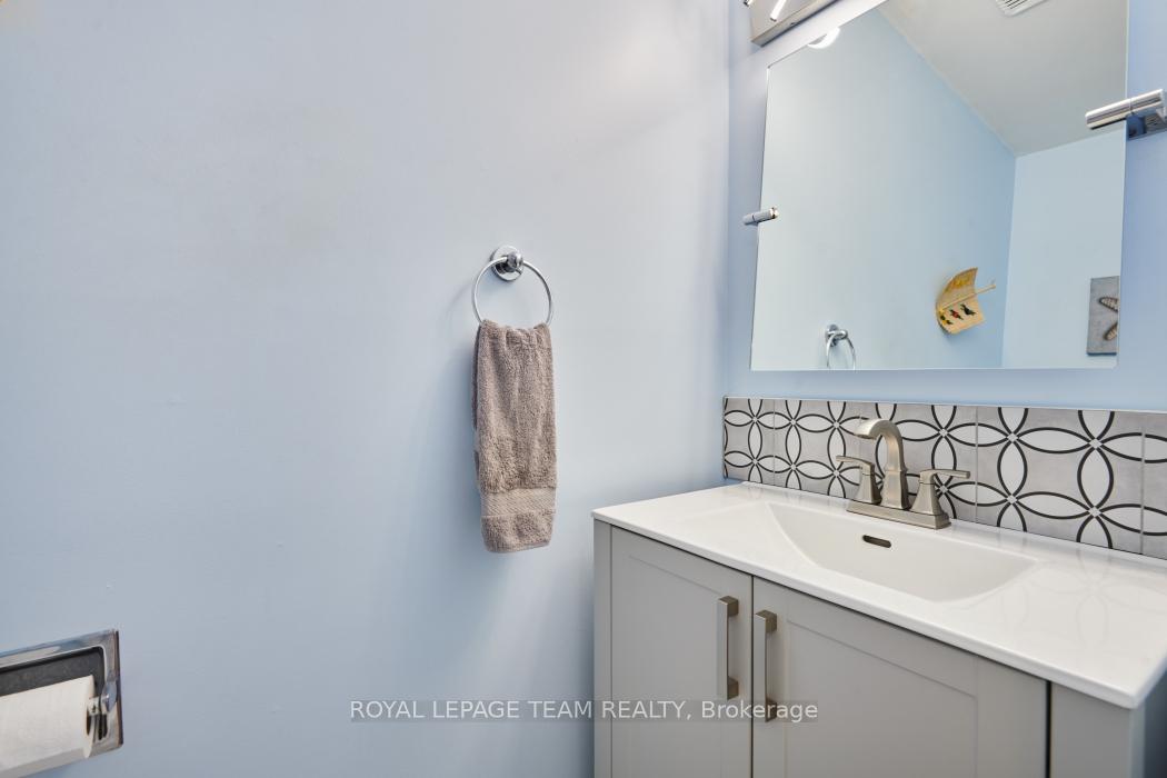 Photo 15 of 101 Dalehurst Drive, Ottawa, Tanglewood — HOMEH