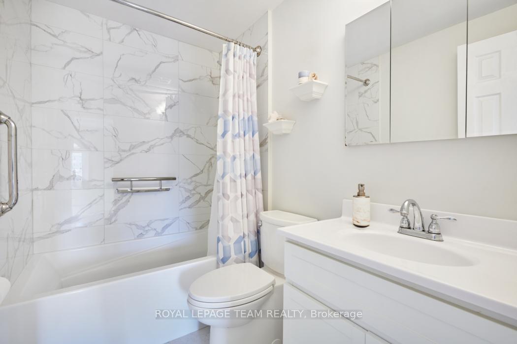 Photo 23 of 101 Dalehurst Drive, Ottawa, Tanglewood — HOMEH