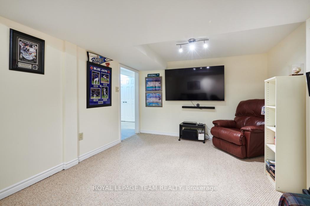 Photo 26 of 101 Dalehurst Drive, Ottawa, Tanglewood — HOMEH