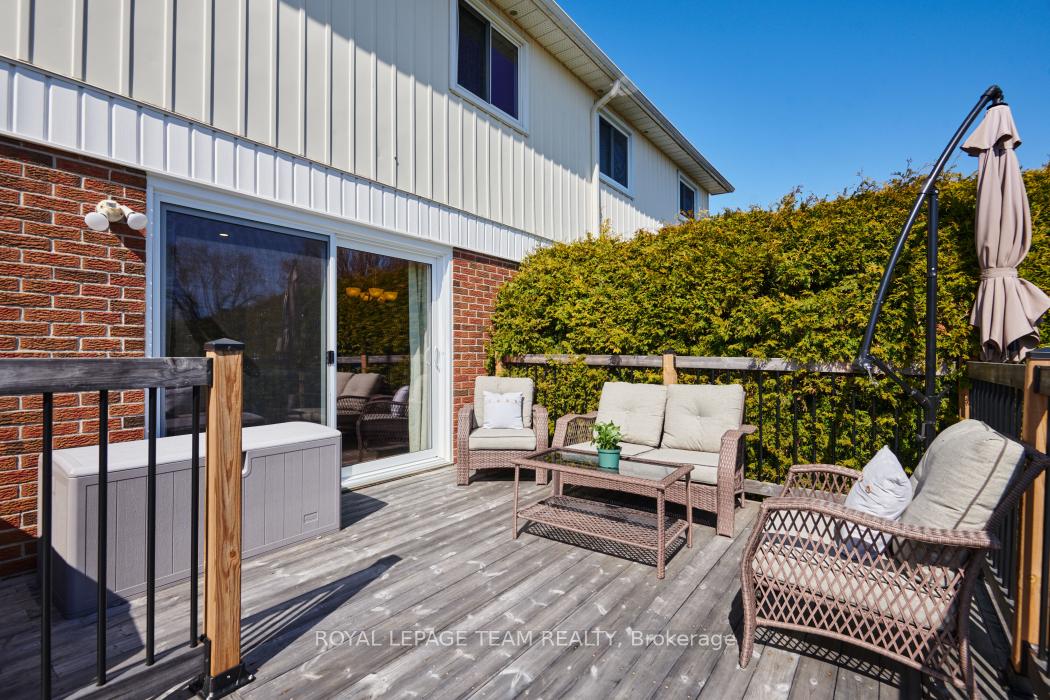 Photo 29 of 101 Dalehurst Drive, Ottawa, Tanglewood — HOMEH