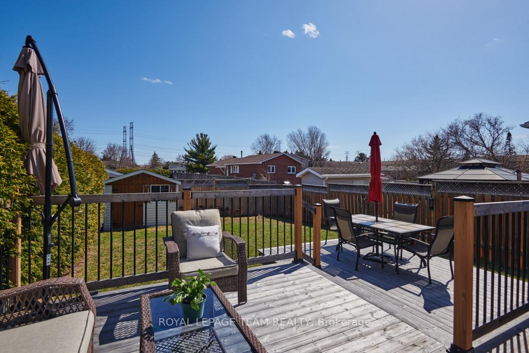 Photo 30 of 101 Dalehurst Drive, Ottawa, Tanglewood — HOMEH