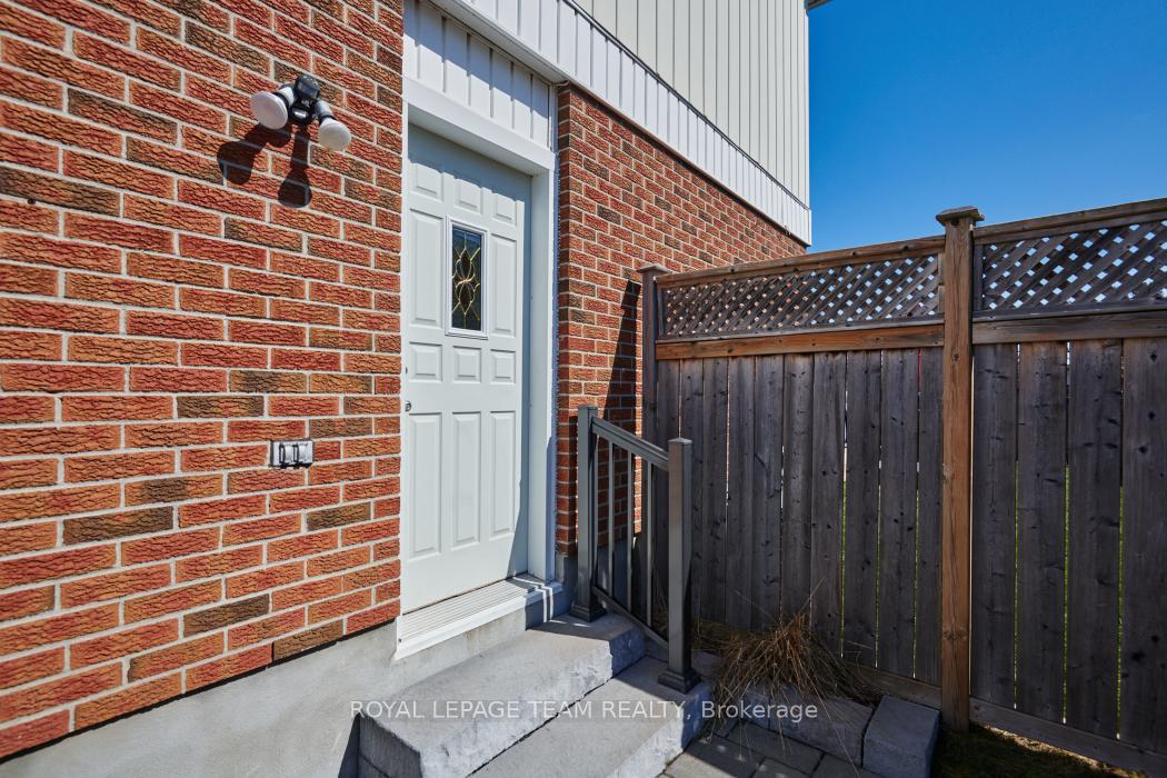 Photo 33 of 101 Dalehurst Drive, Ottawa, Tanglewood — HOMEH