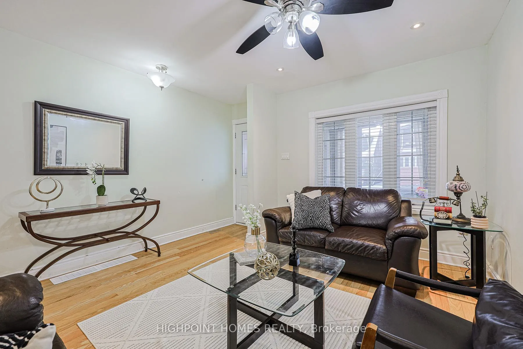 Photo 9 of 387 Sammon Avenue, Toronto, Danforth Village-East York — HOMEH