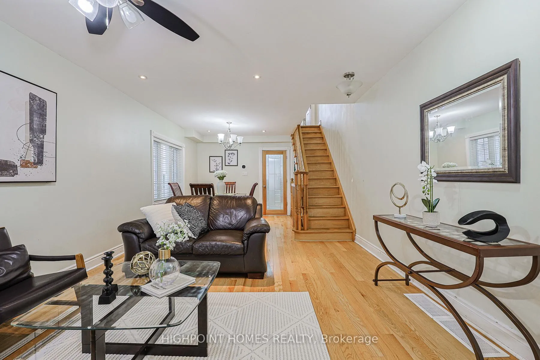 Photo 10 of 387 Sammon Avenue, Toronto, Danforth Village-East York — HOMEH