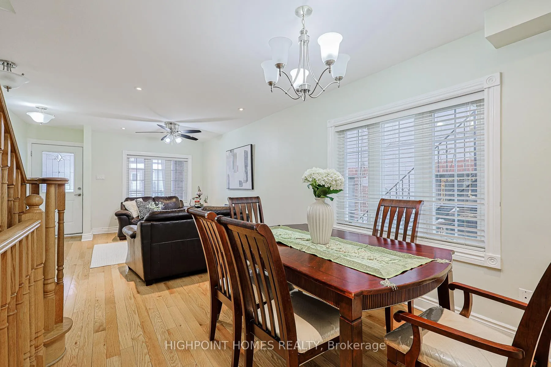 Photo 11 of 387 Sammon Avenue, Toronto, Danforth Village-East York — HOMEH
