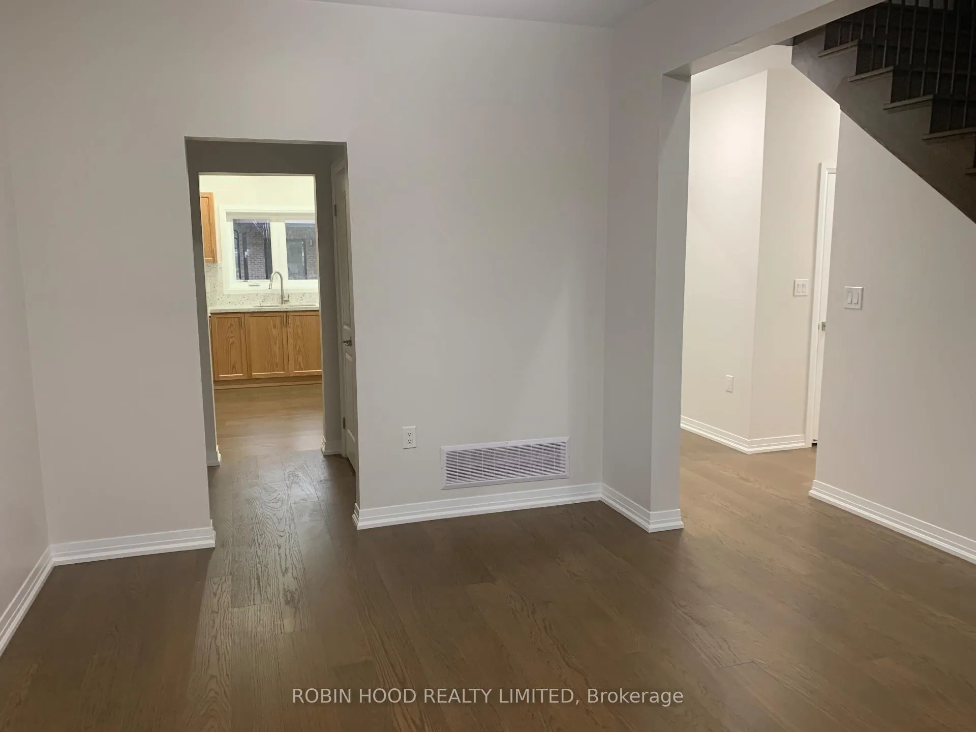 Photo 10 of 8 Barker Parkway, Thorold, Rolling Meadows — HOMEH