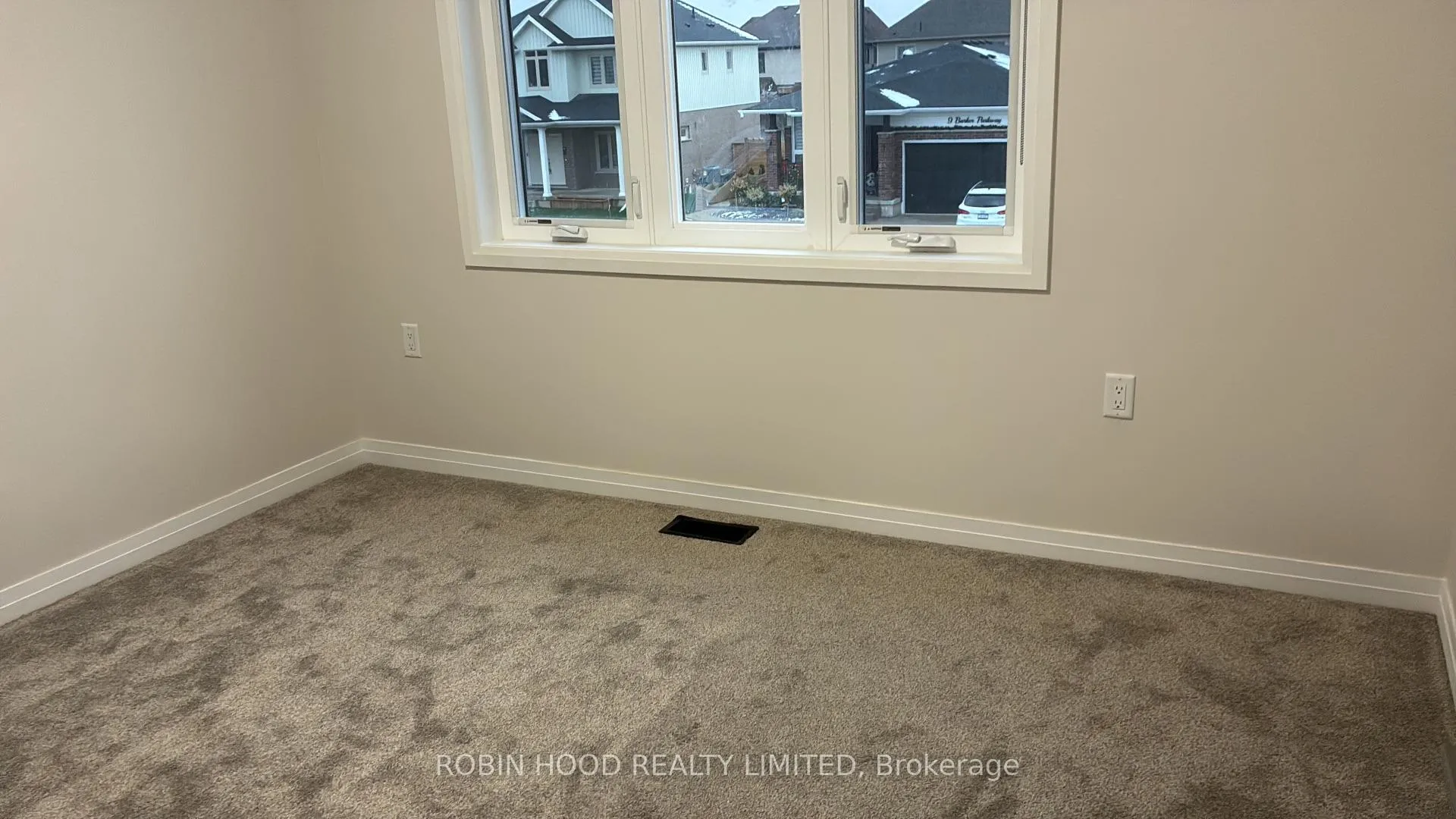 Photo 24 of 8 Barker Parkway, Thorold, Rolling Meadows — HOMEH