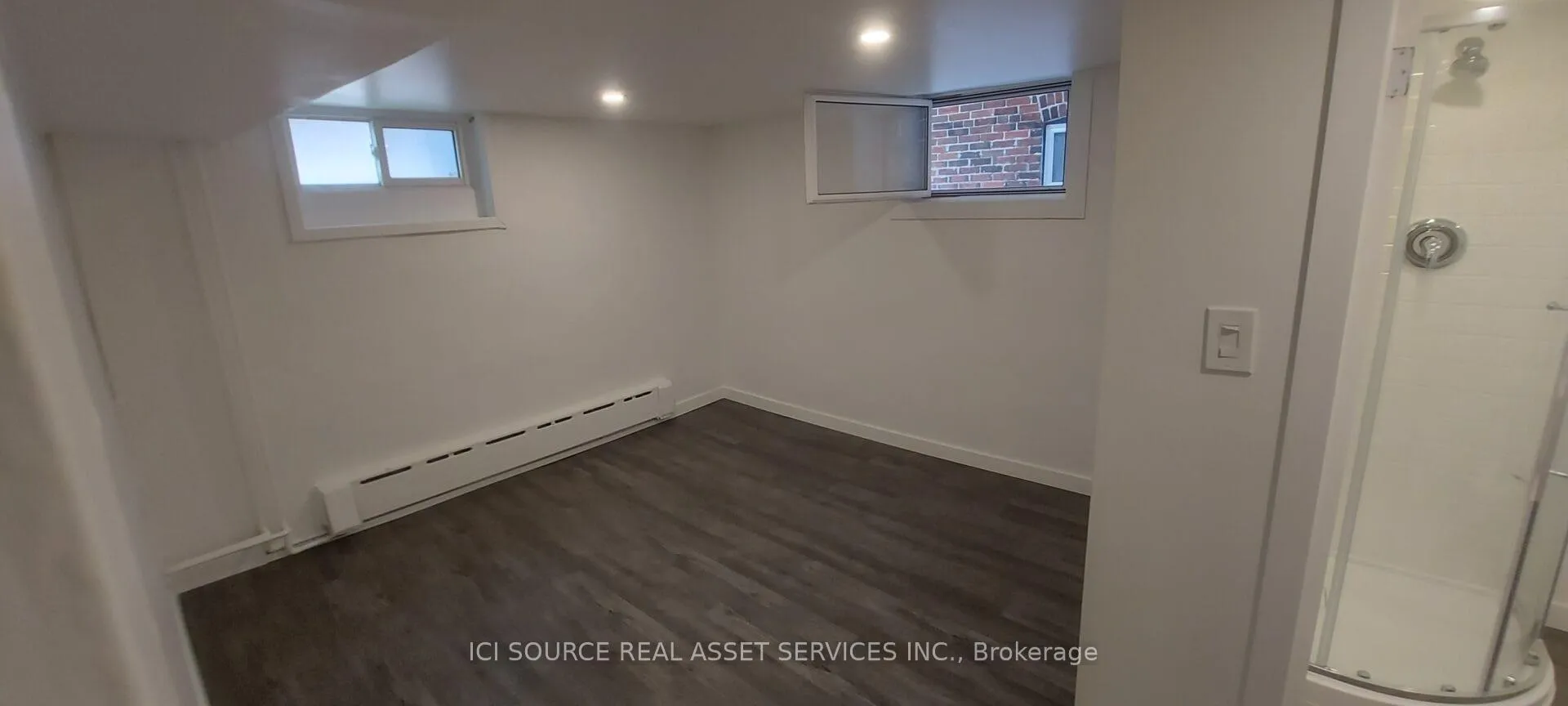 Photo 9 of Unit Lower 1, 74 Burnaby Boulevard, Toronto, Lawrence Park South — HOMEH