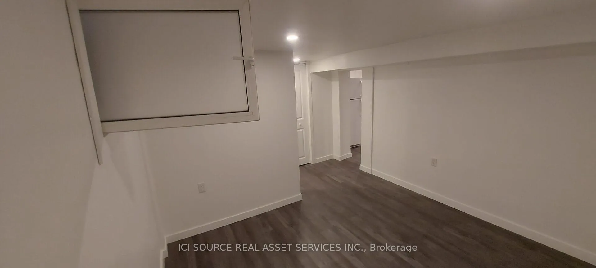 Photo 12 of Unit Lower 1, 74 Burnaby Boulevard, Toronto, Lawrence Park South — HOMEH