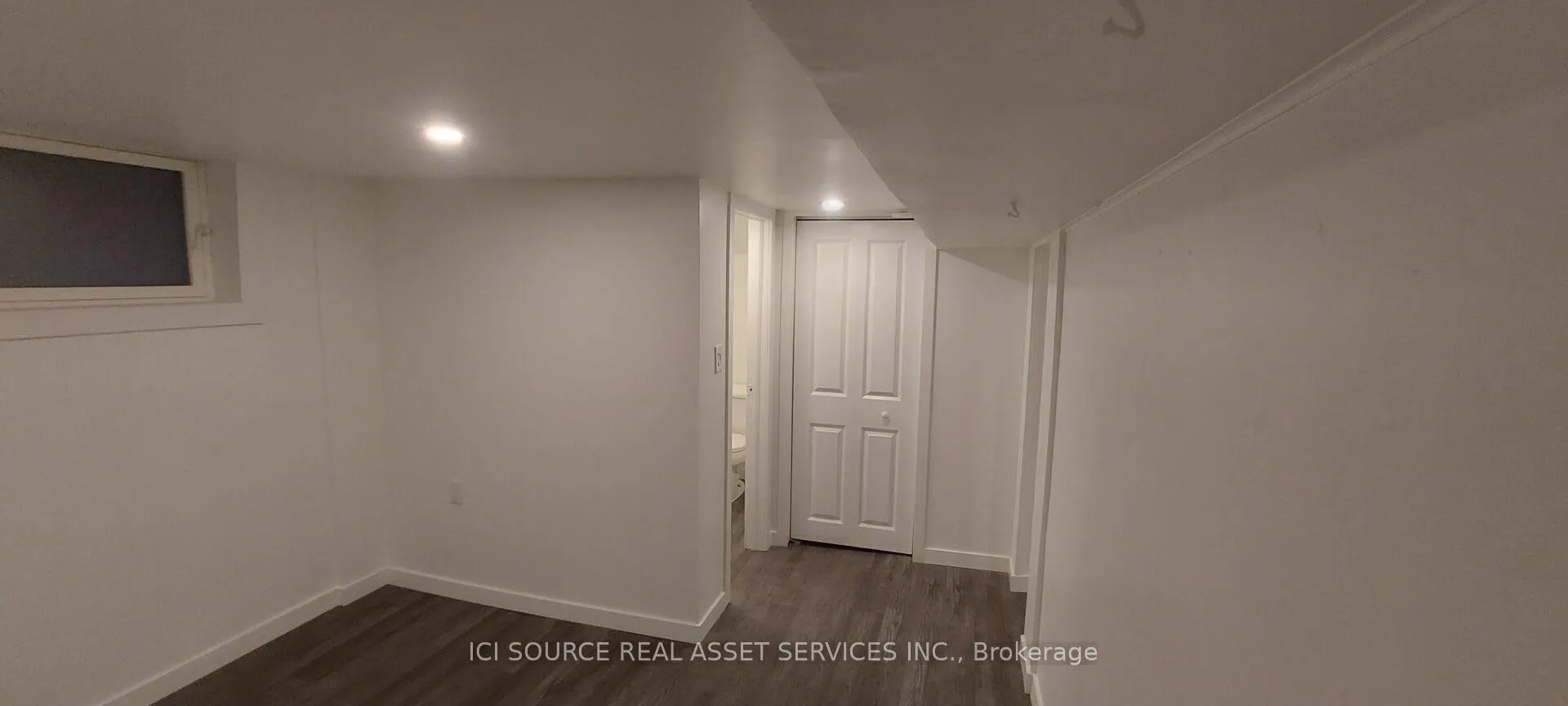 Photo 13 of Unit Lower 1, 74 Burnaby Boulevard, Toronto, Lawrence Park South — HOMEH