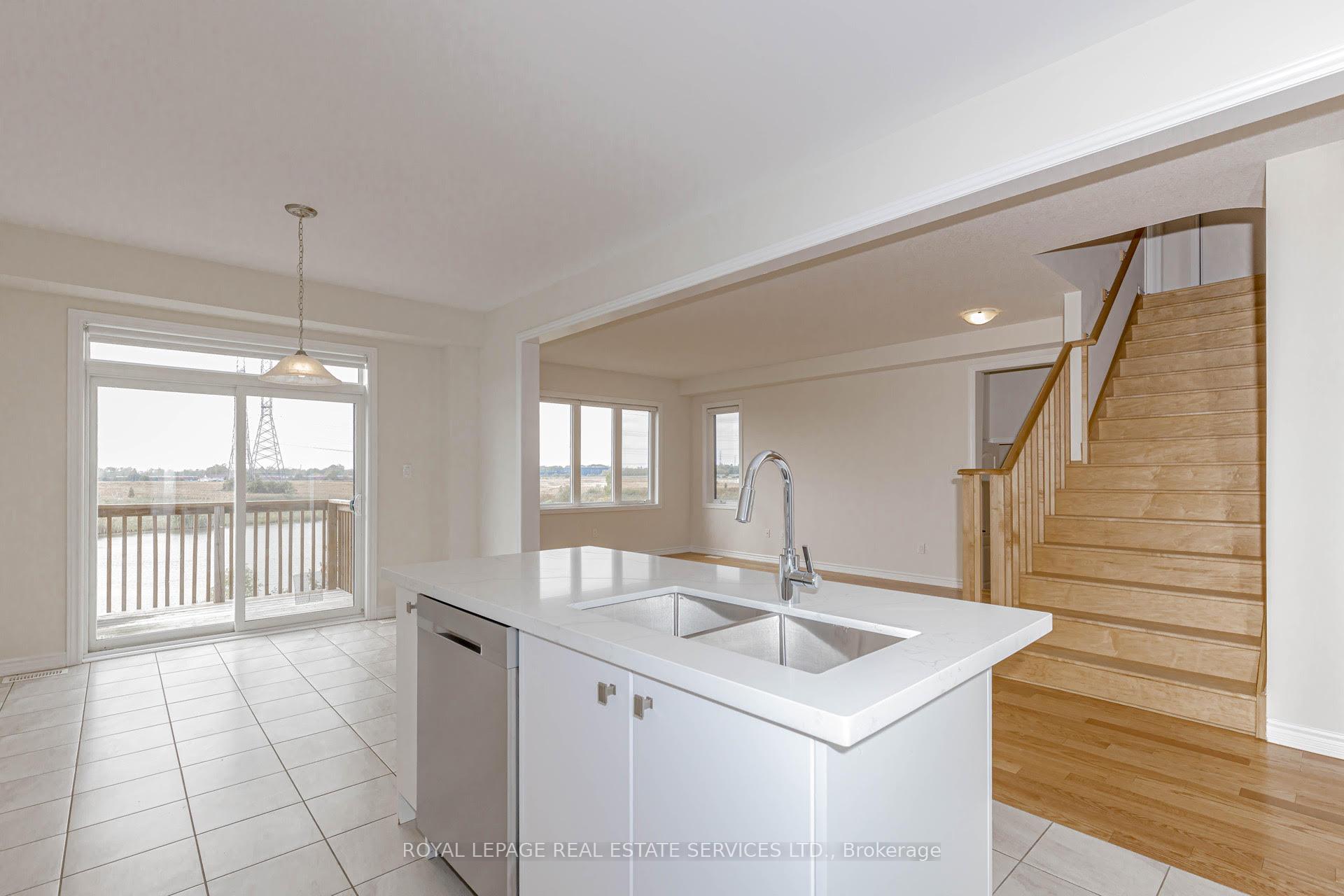 Photo 9 of 96 Explorer Way W, Thorold, Rolling Meadows — HOMEH