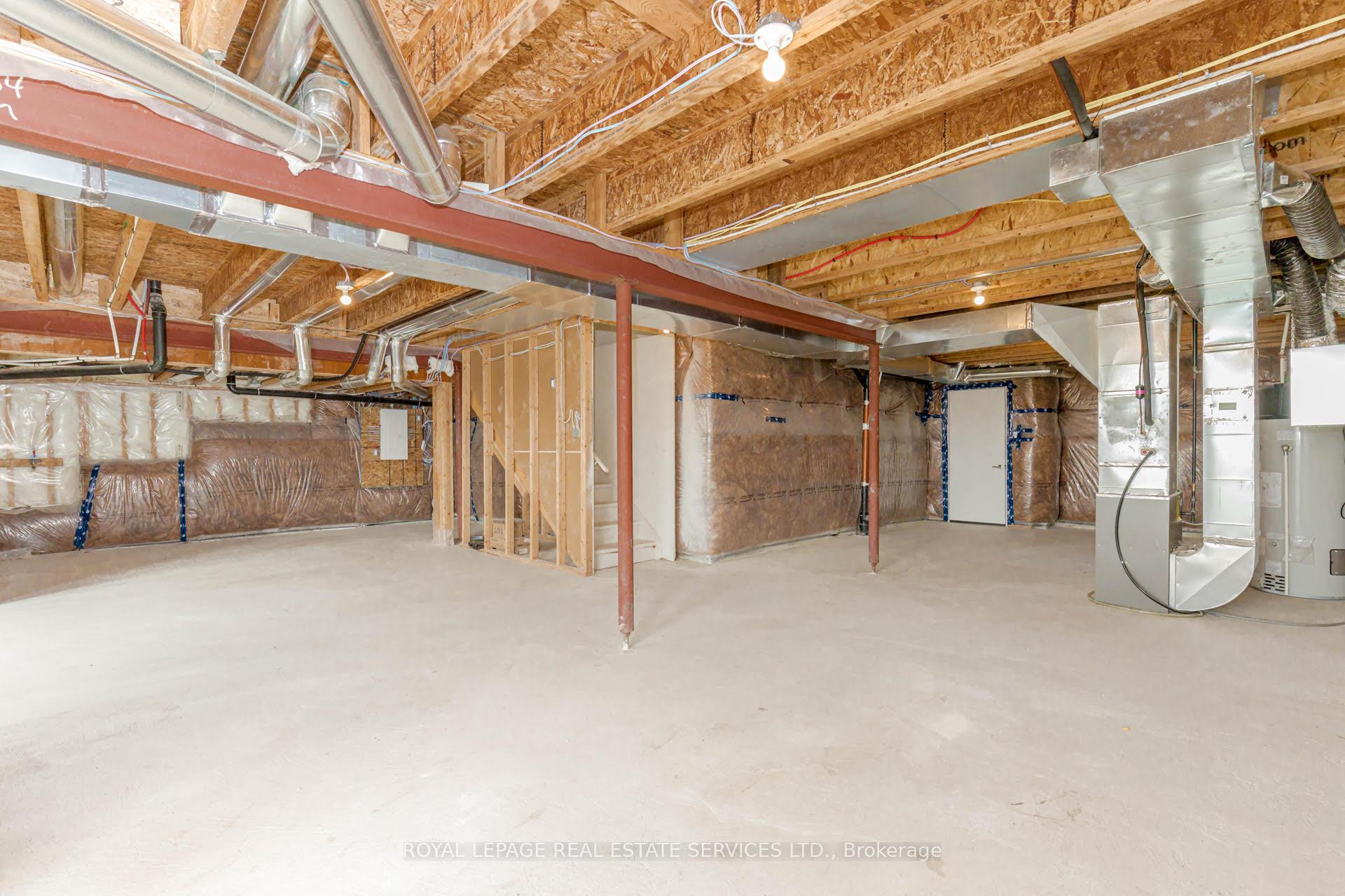 Photo 35 of 96 Explorer Way W, Thorold, Rolling Meadows — HOMEH