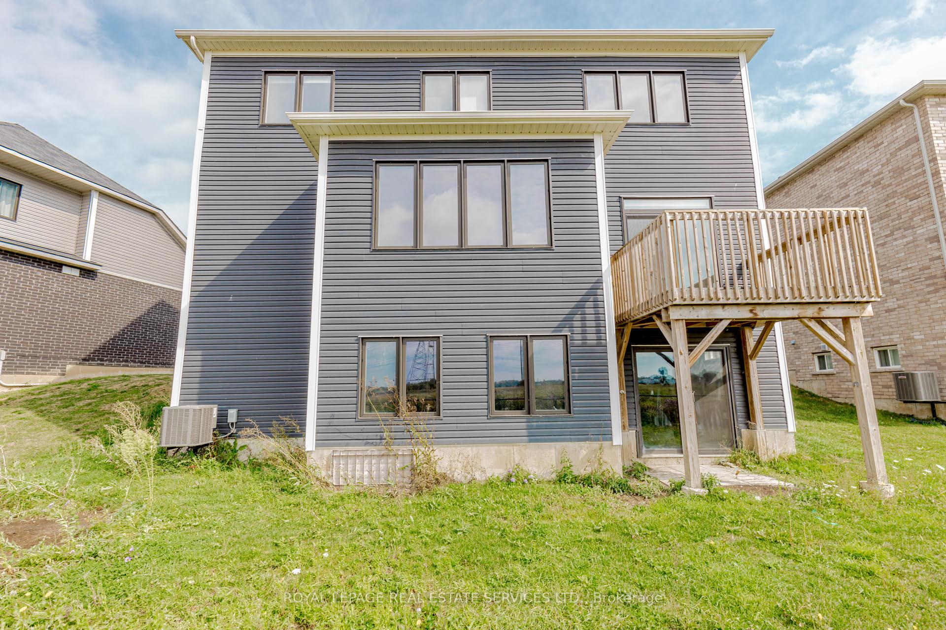 Photo 38 of 96 Explorer Way W, Thorold, Rolling Meadows — HOMEH