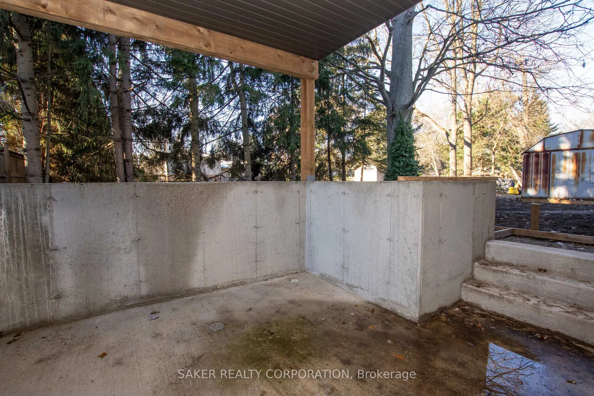 Photo 8 of 22399 Adelaide Road, Strathroy-Caradoc, Mount Brydges — HOMEH