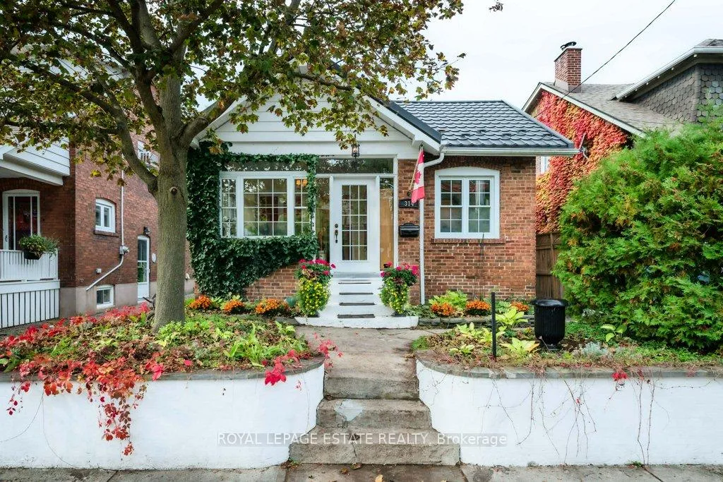 Front of 314 Scarborough Road